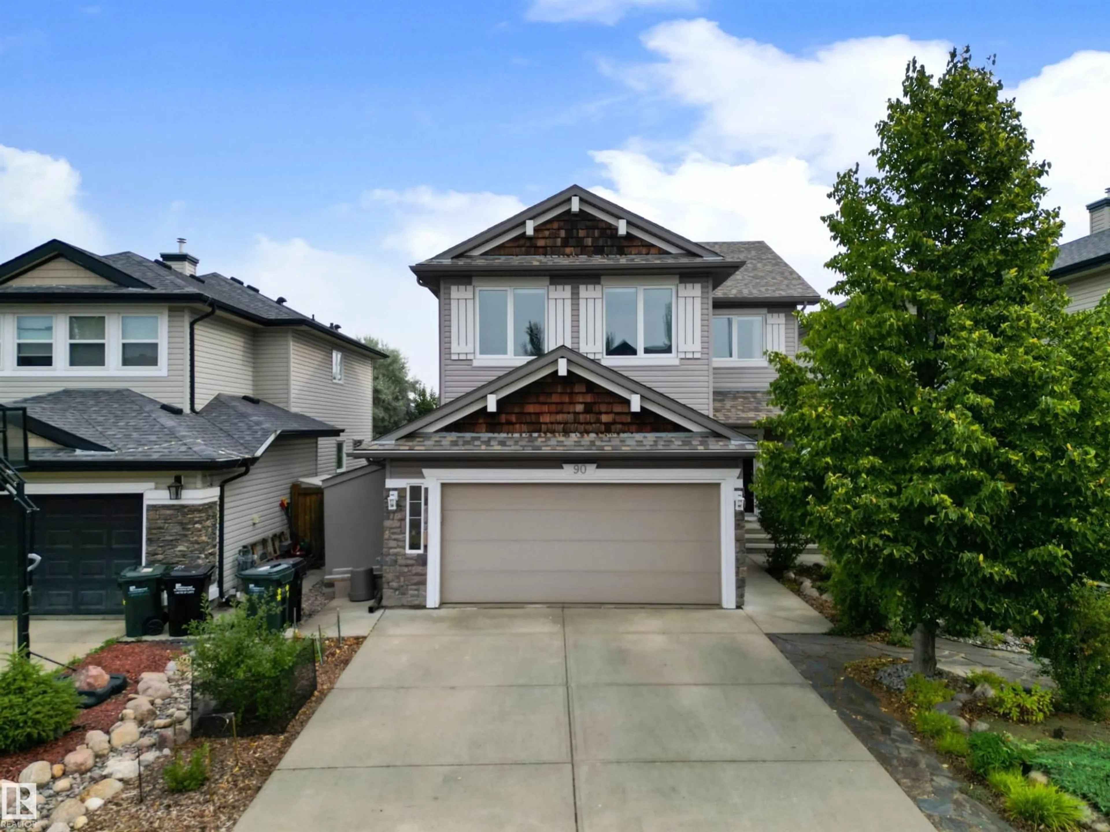 A pic from outside/outdoor area/front of a property/back of a property/a pic from drone, street for 90 CARLYLE CR, Sherwood Park Alberta T8H2T8