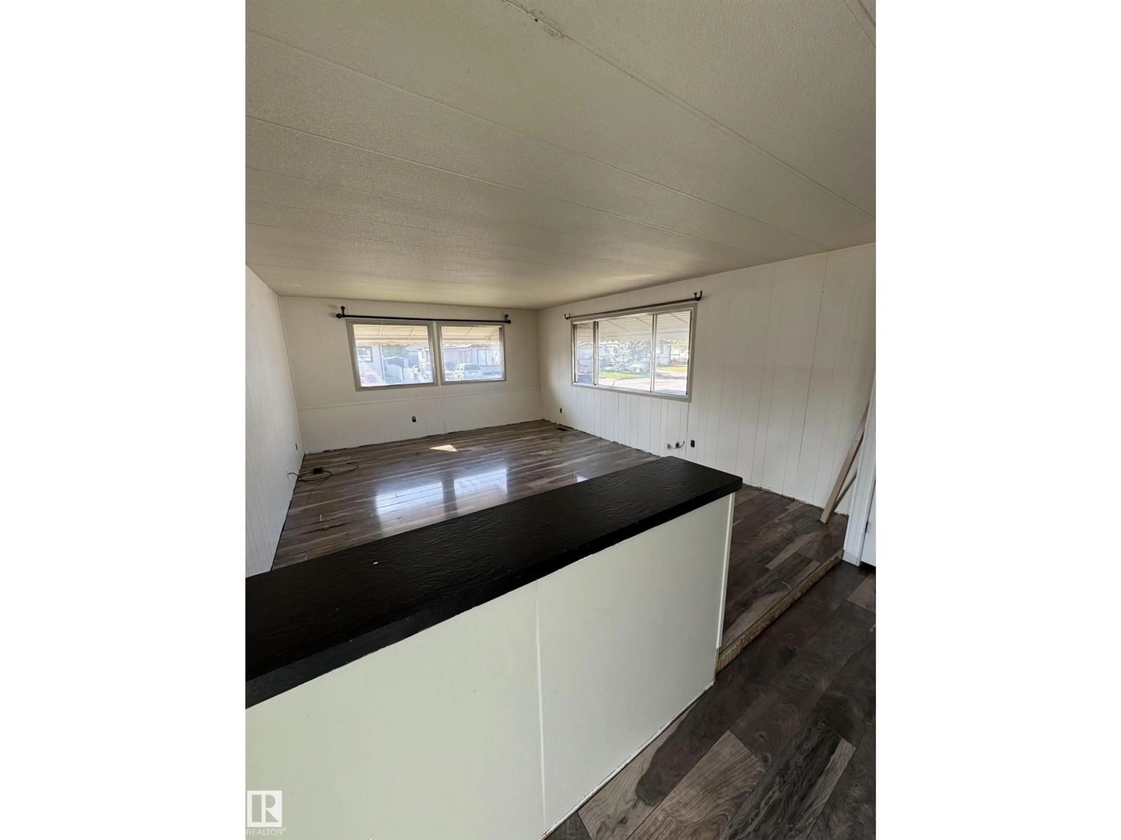 A pic of a room for 4802 - 67 54 AV, Camrose Alberta T4V3A5