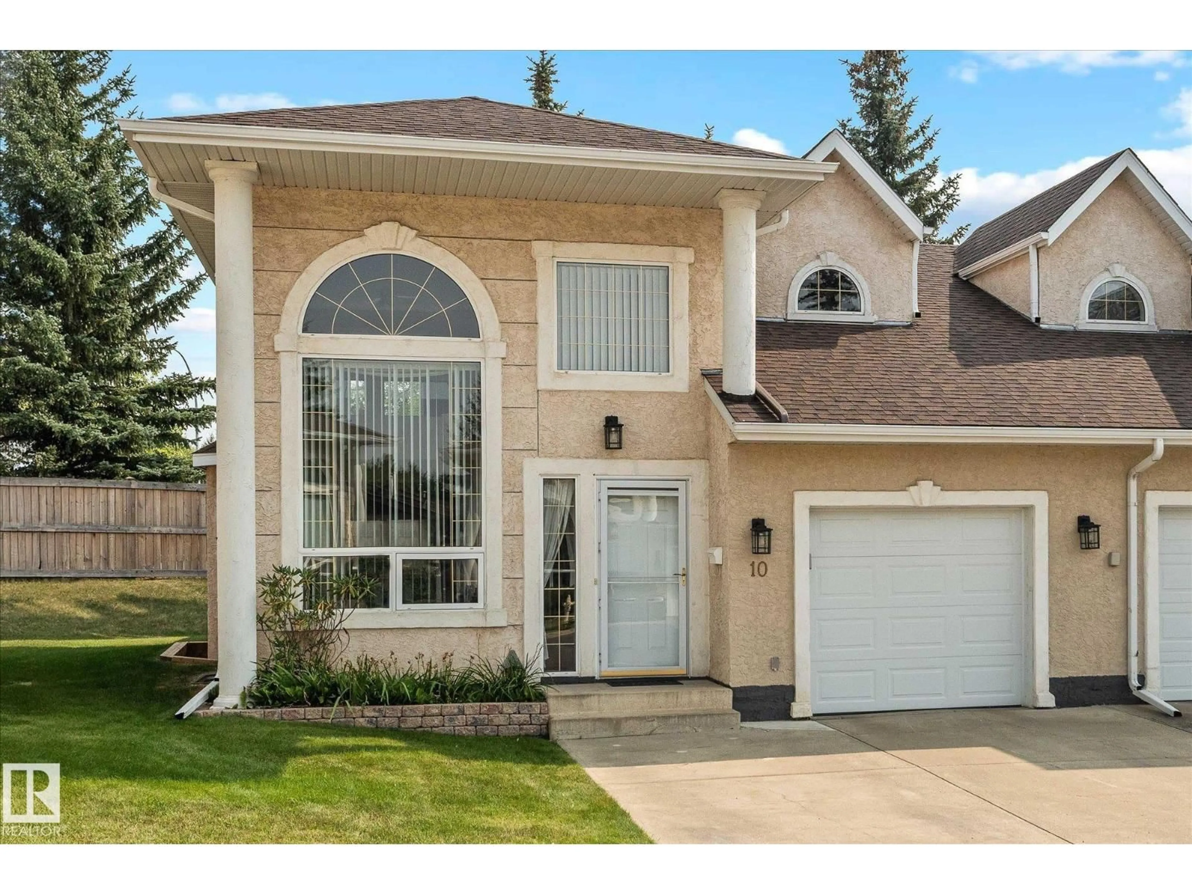 Home with brick exterior material, street for 4 - 10 FRASER DR, St. Albert Alberta T8N6P1
