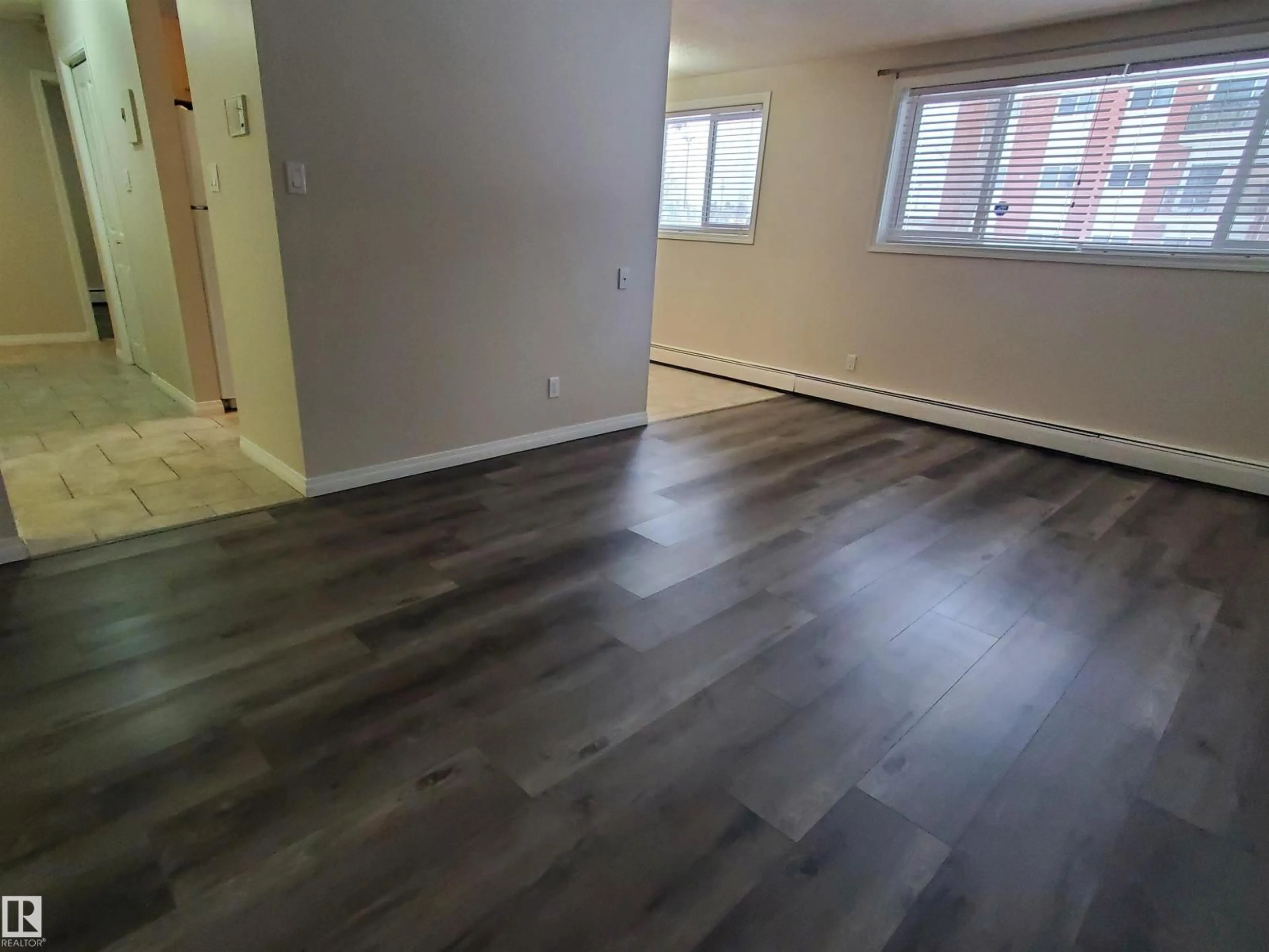 A pic of a room for #105 - 10149 83 AV, Edmonton Alberta T6E2C5