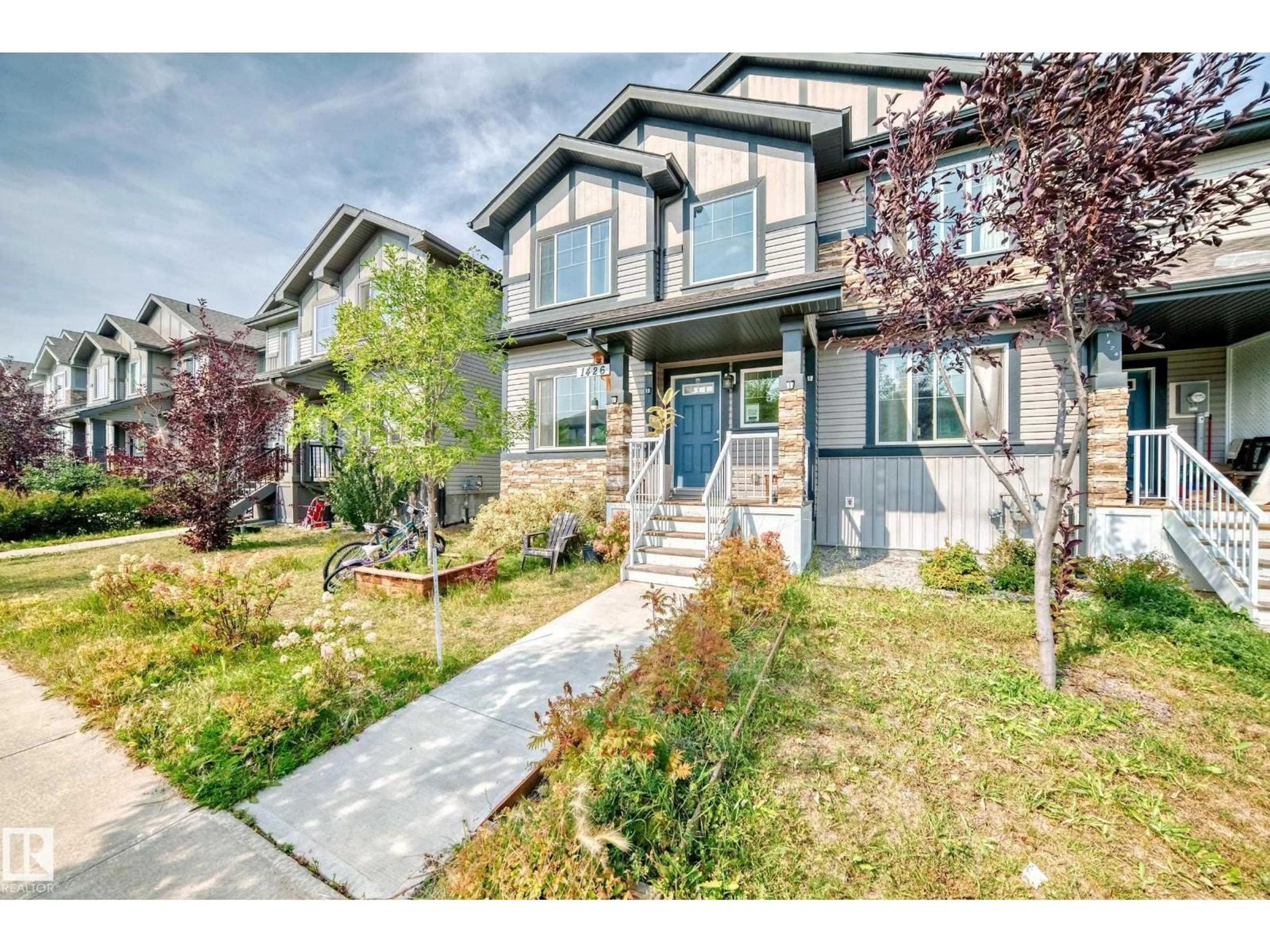 Unknown for 1426 26 AV, Edmonton Alberta T6T0W1