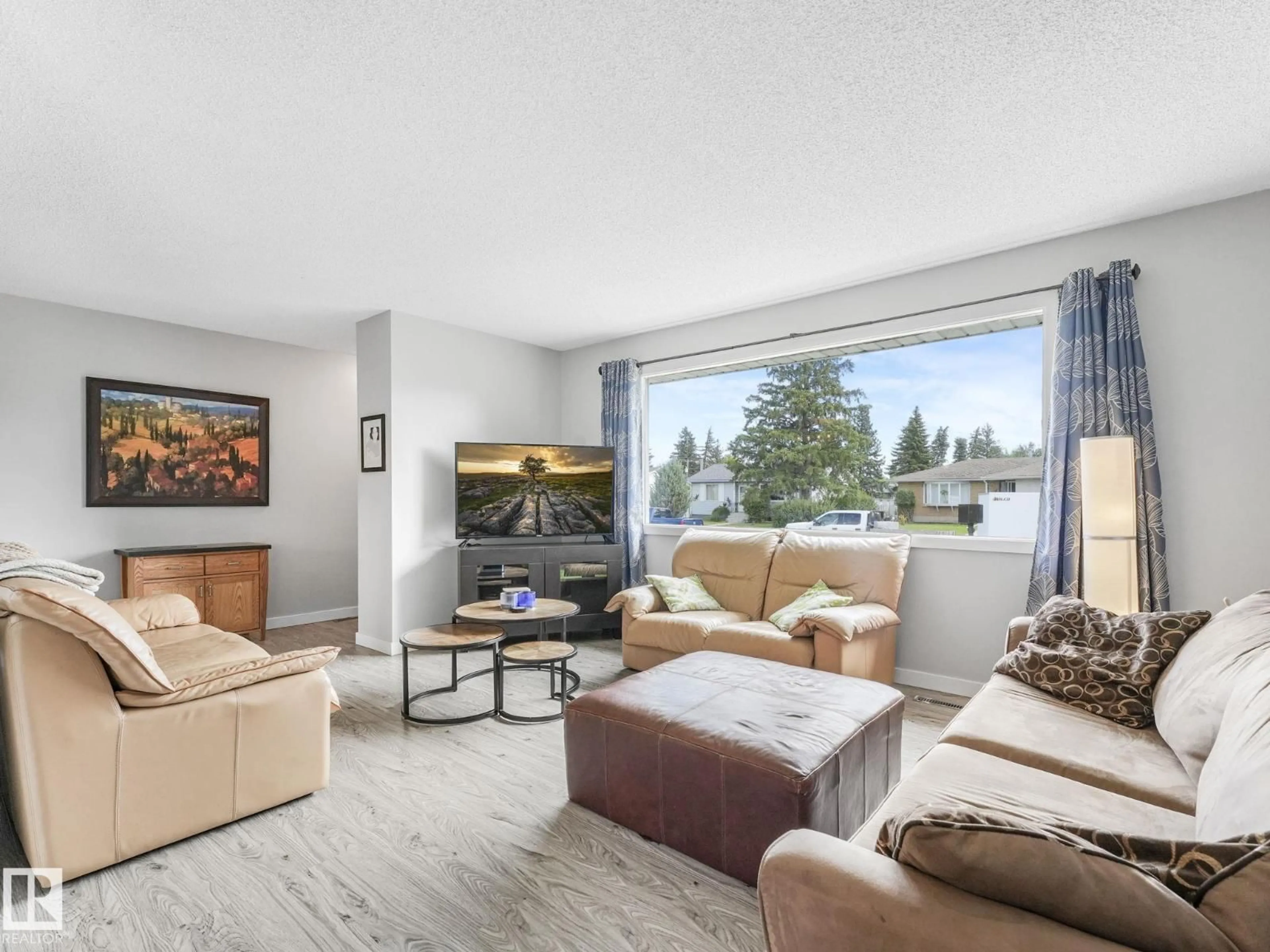 Living room with furniture, unknown for 8330 164 ST, Edmonton Alberta T5R2P8