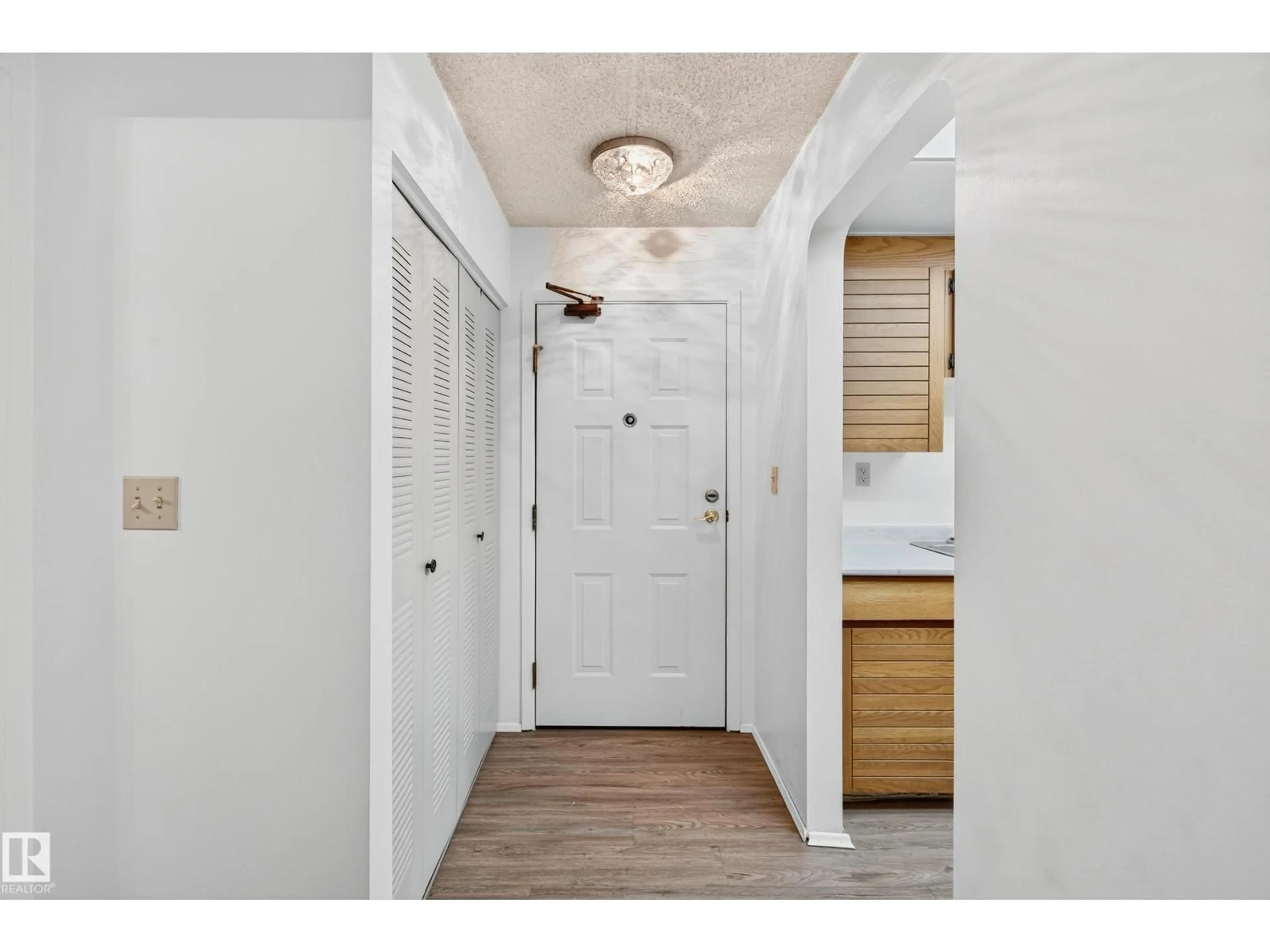 Indoor entryway for 207 - 10421 93 ST, Edmonton Alberta T5H1X5