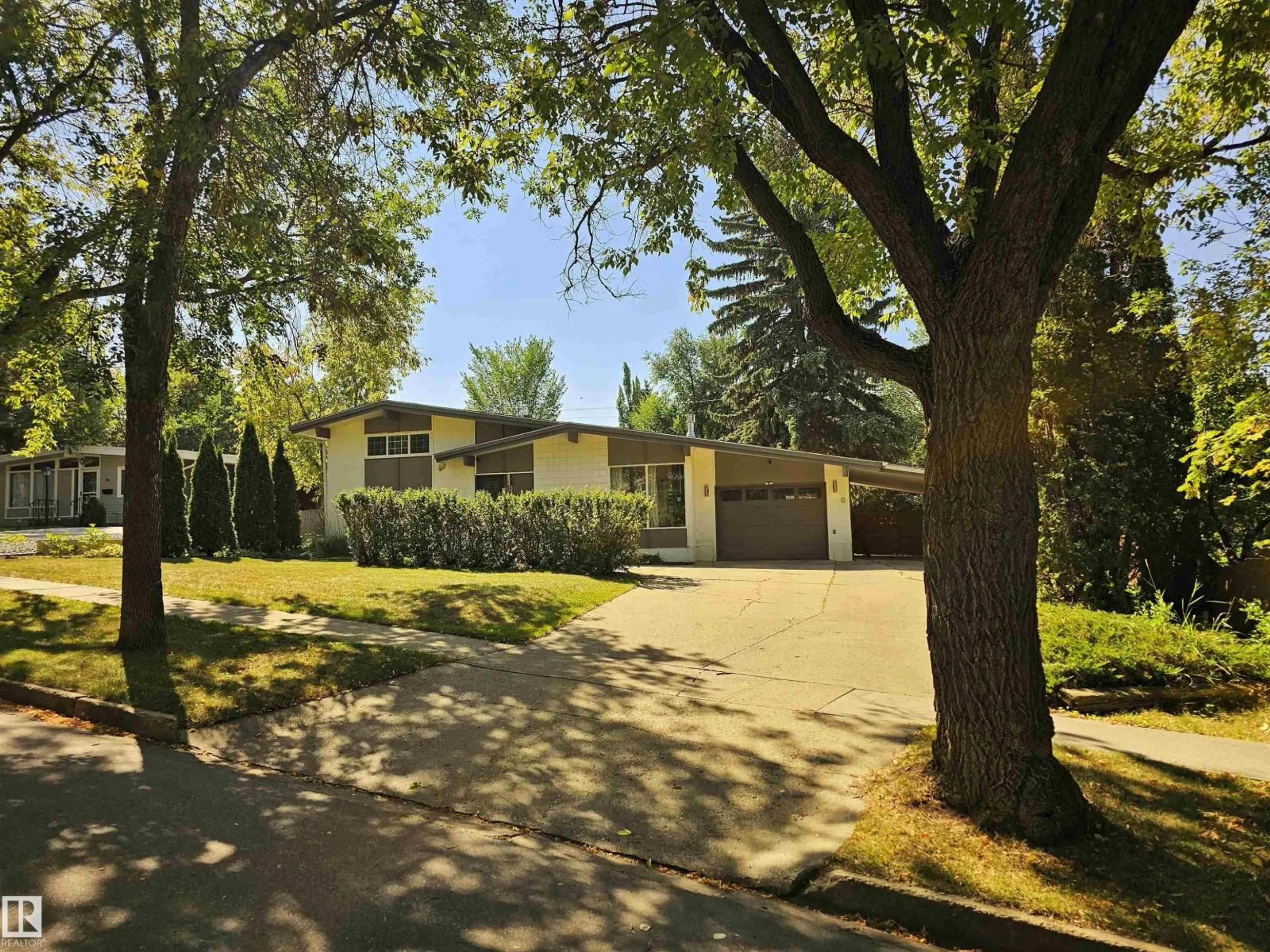 Unknown for 47 GLENMORE CR, St. Albert Alberta T8N0S6