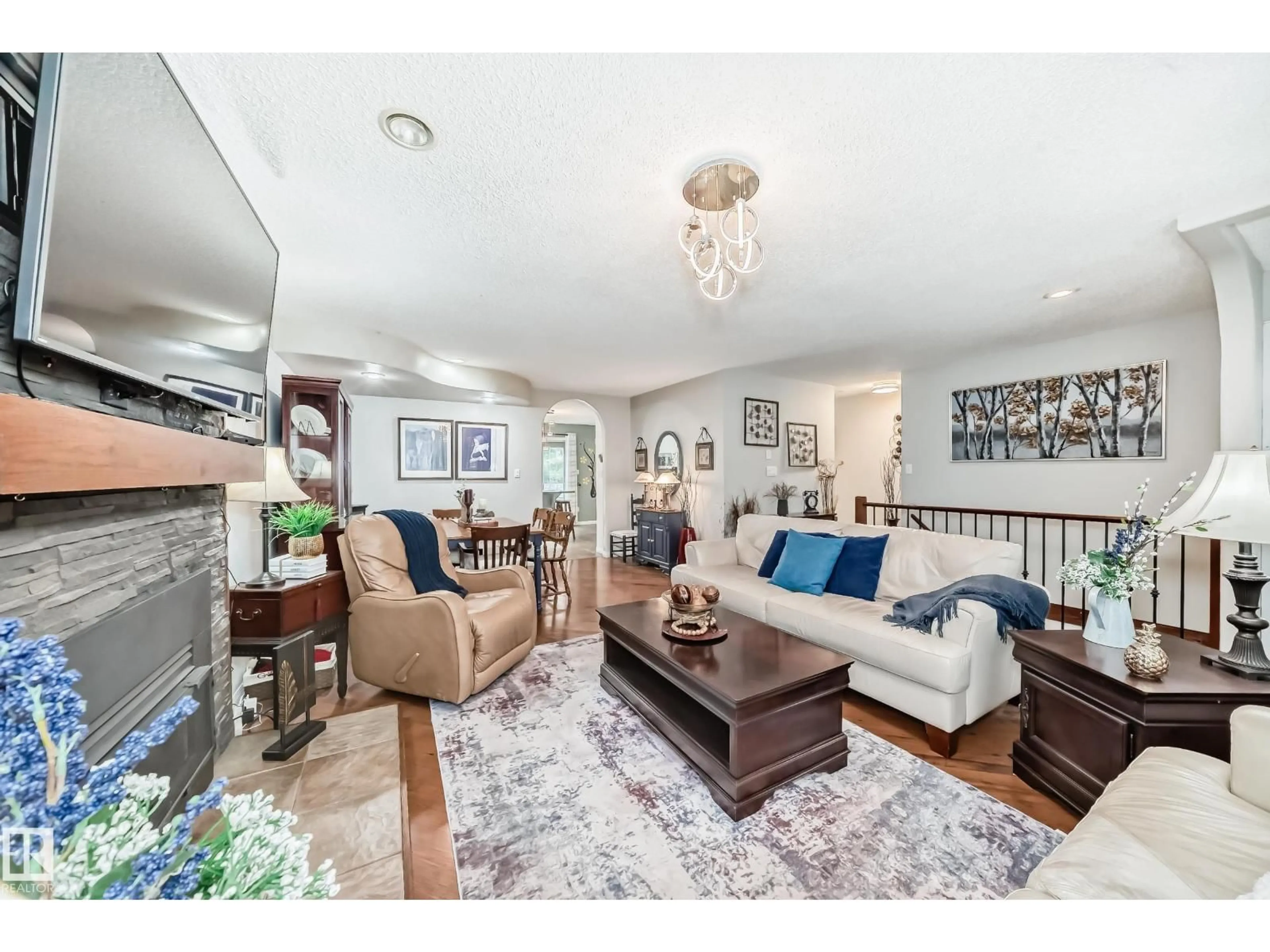 Living room with furniture, unknown for 4 GLENDALE CR, Stony Plain Alberta T7Z1A8
