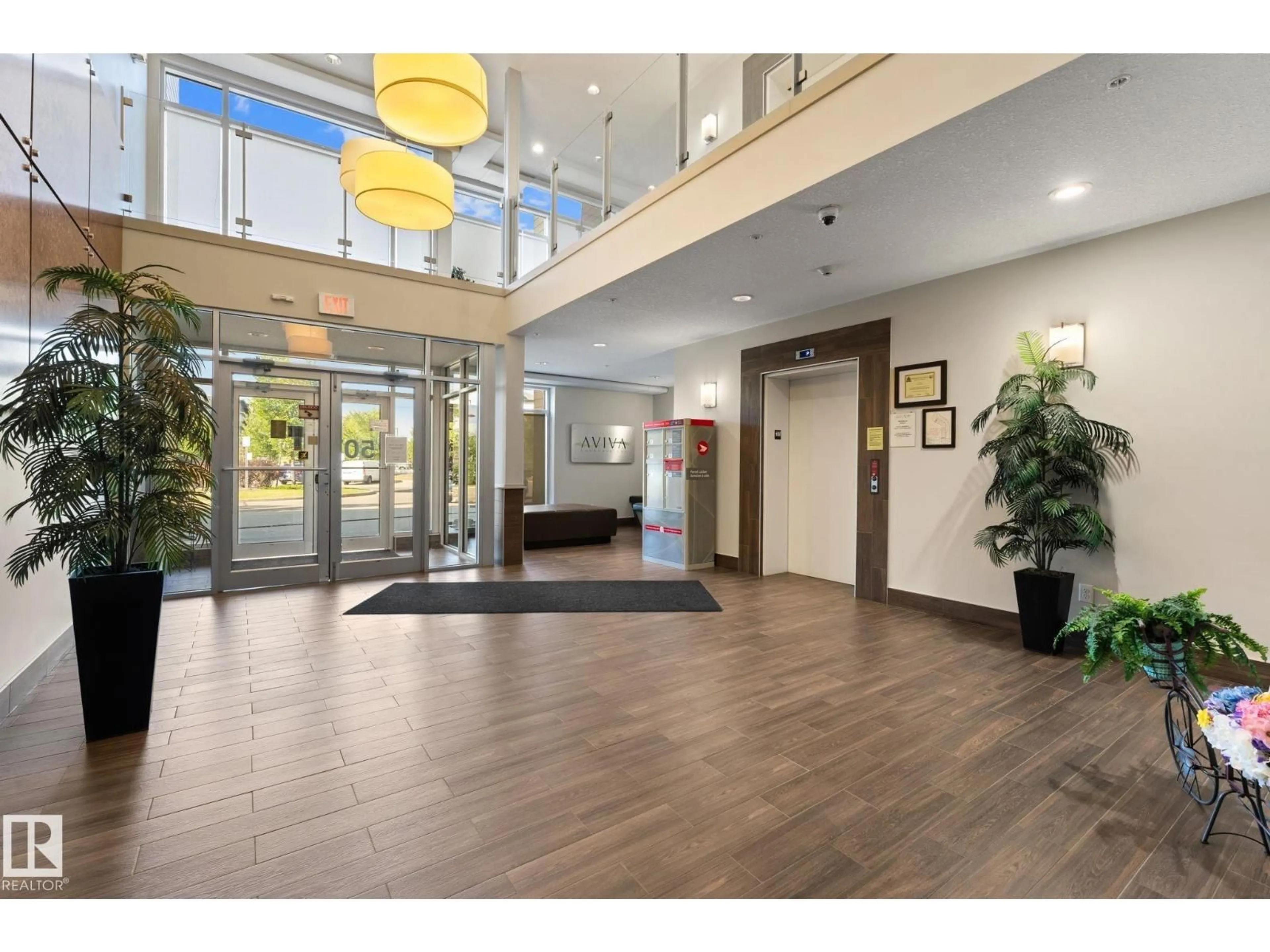 Indoor foyer for #414 - 507 ALBANY WY, Edmonton Alberta T6V0L9