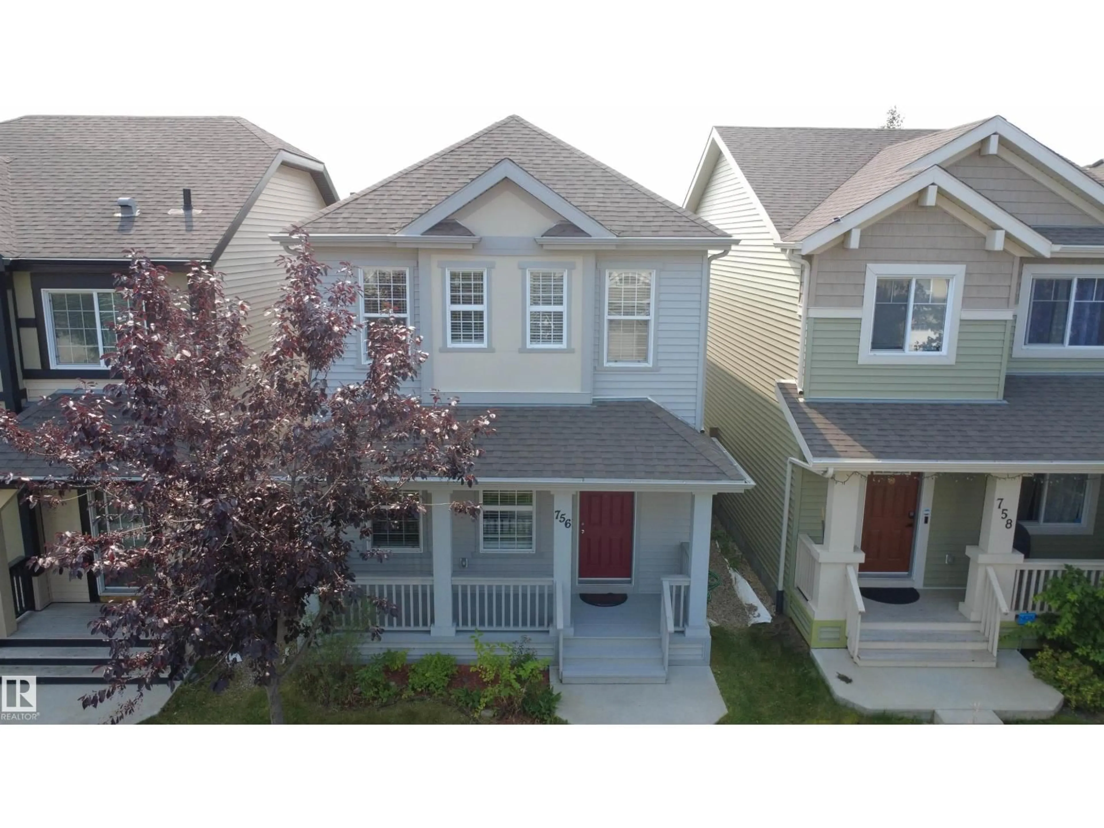 A pic from outside/outdoor area/front of a property/back of a property/a pic from drone, street for 756 EAGLESON CIRCLE, Edmonton Alberta T6M0V2