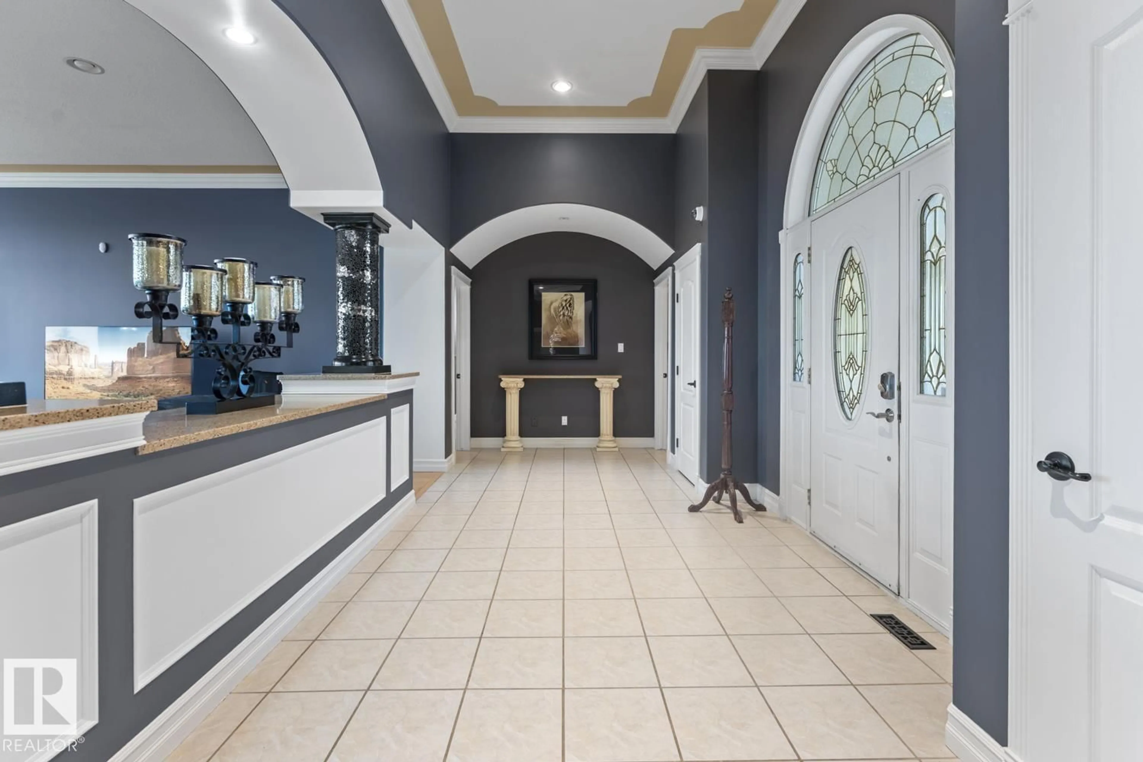 Indoor foyer for 3006 WAYNE WY, Cold Lake Alberta T9M1P8