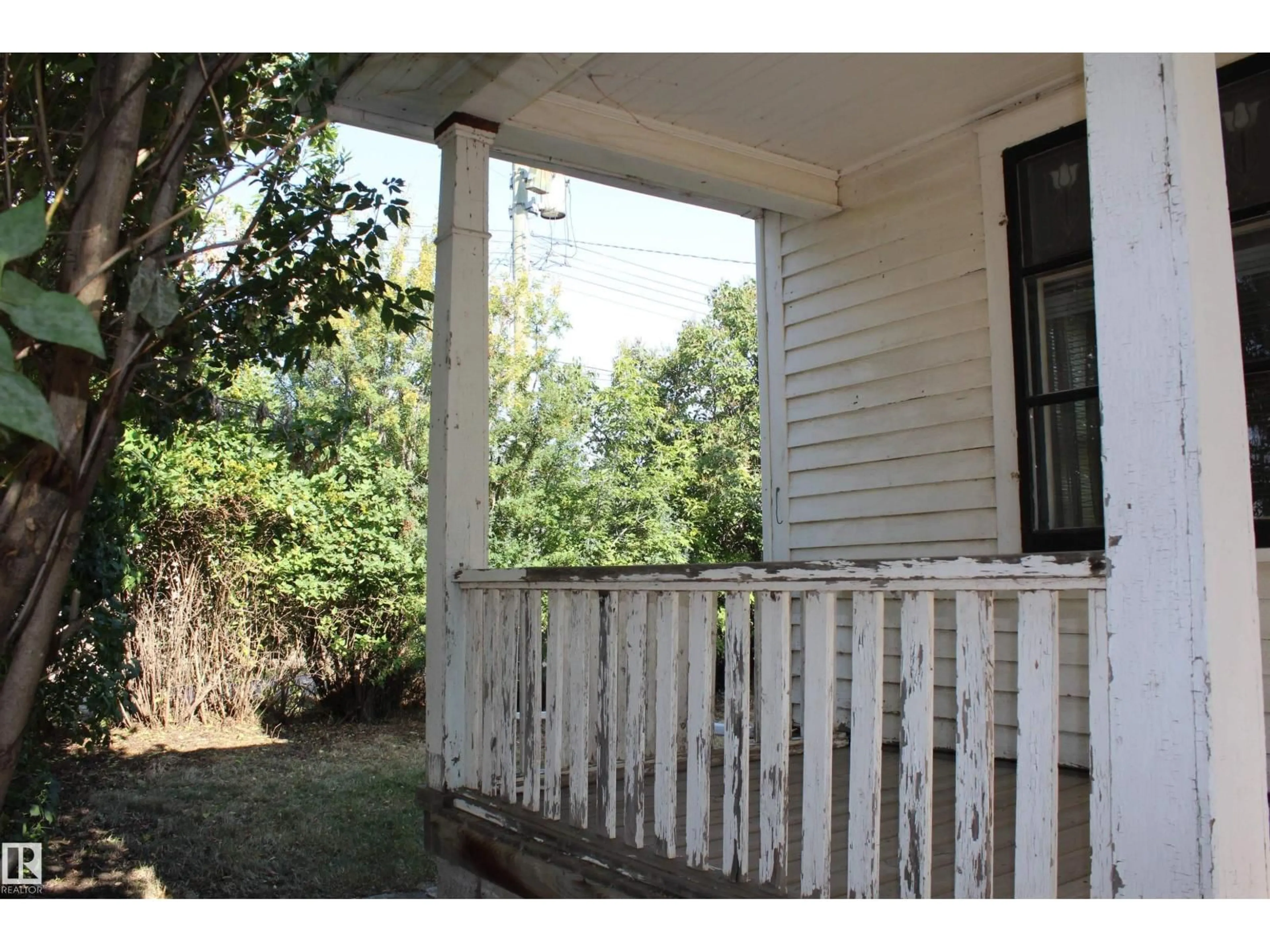 Patio, street for 4928 52 AV, Mundare Alberta T0B3H0