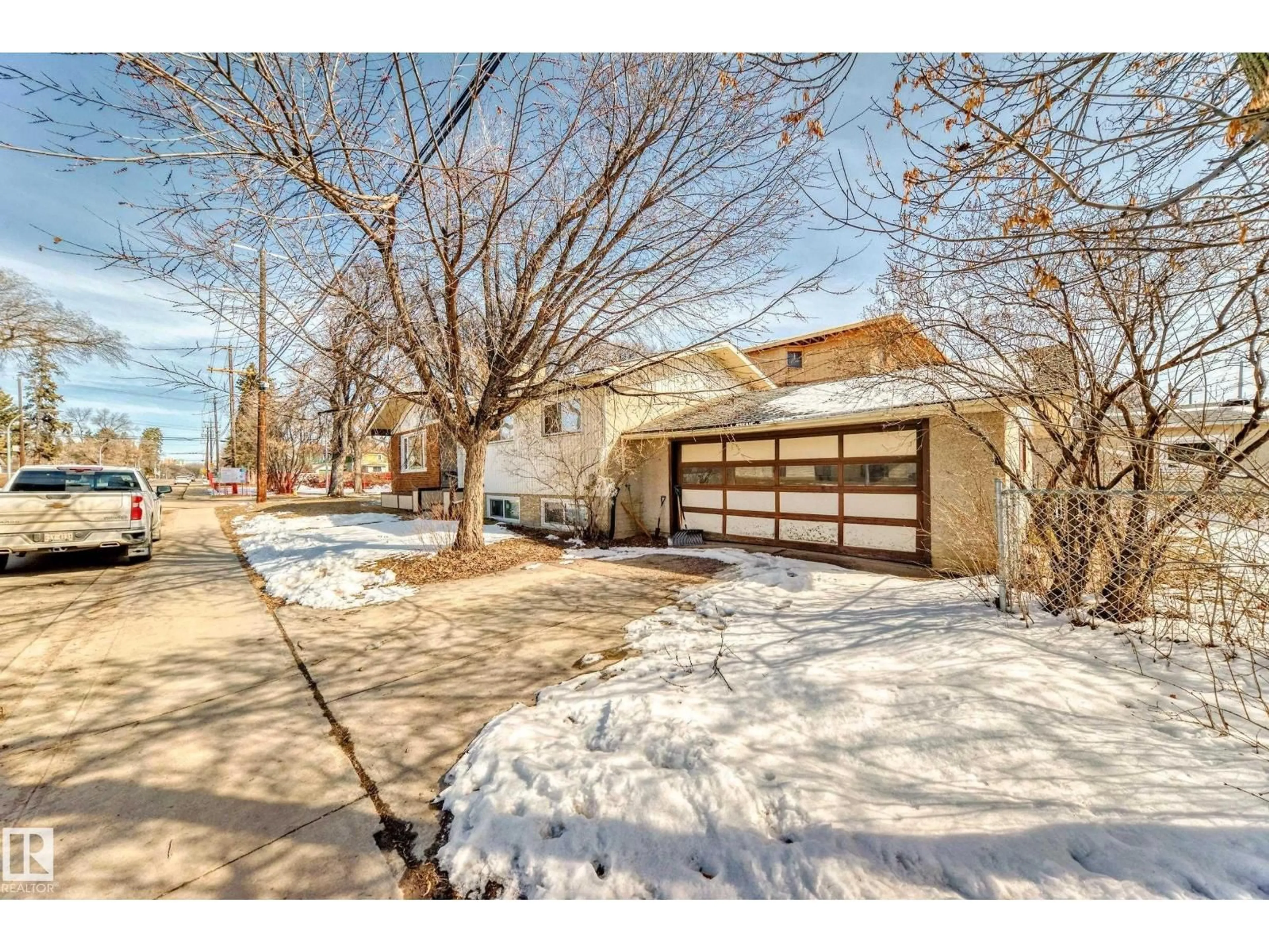 Unknown for NW - 7807 108 ST, Edmonton Alberta T6E4M1