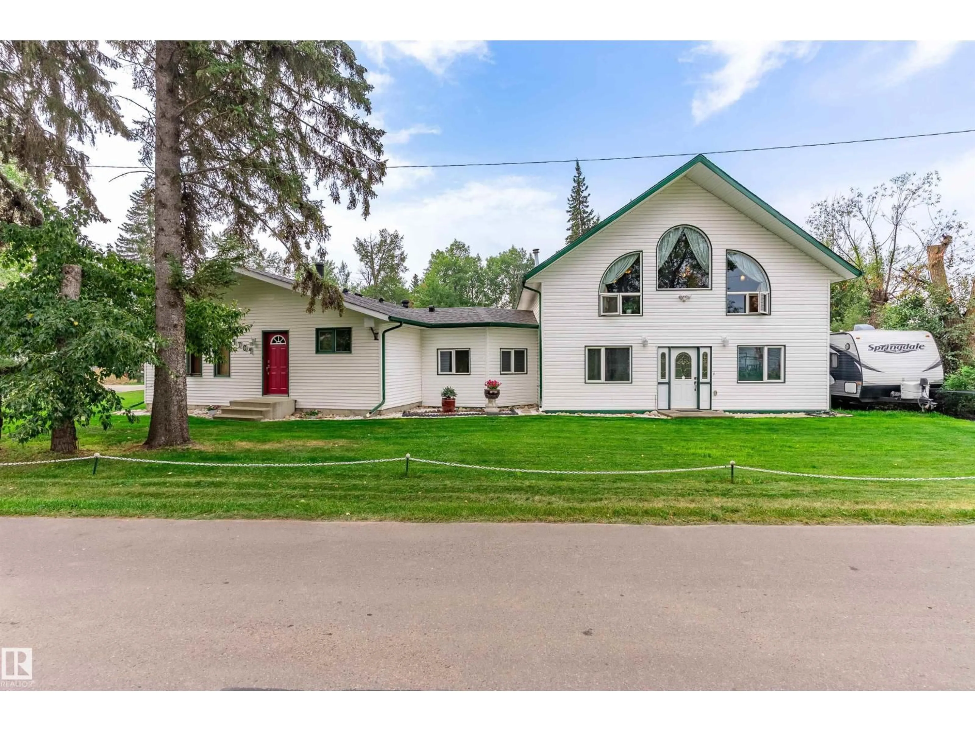 Unknown for 4704 51 ST, Rural Lac Ste. Anne County Alberta T0E0A0