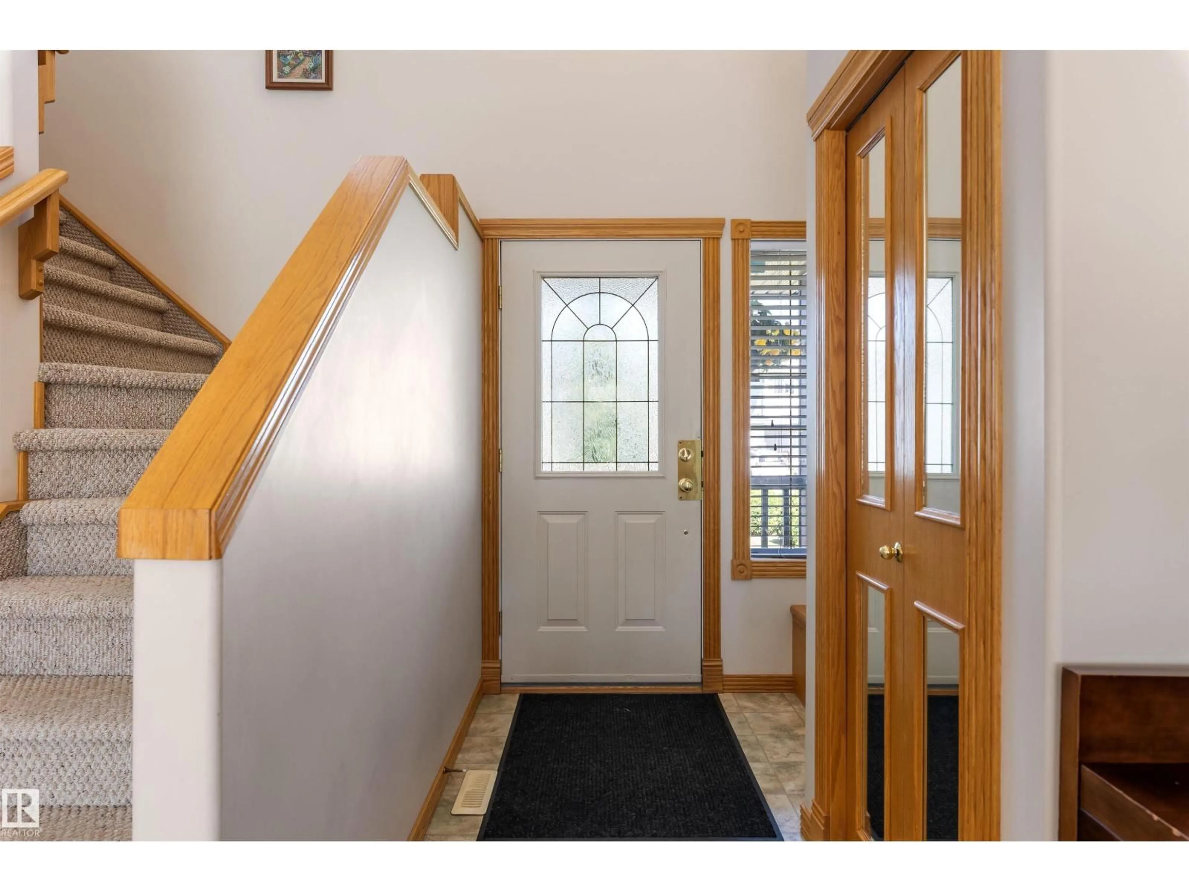 Indoor entryway for 8811 174 AV, Edmonton Alberta T5Z3R4