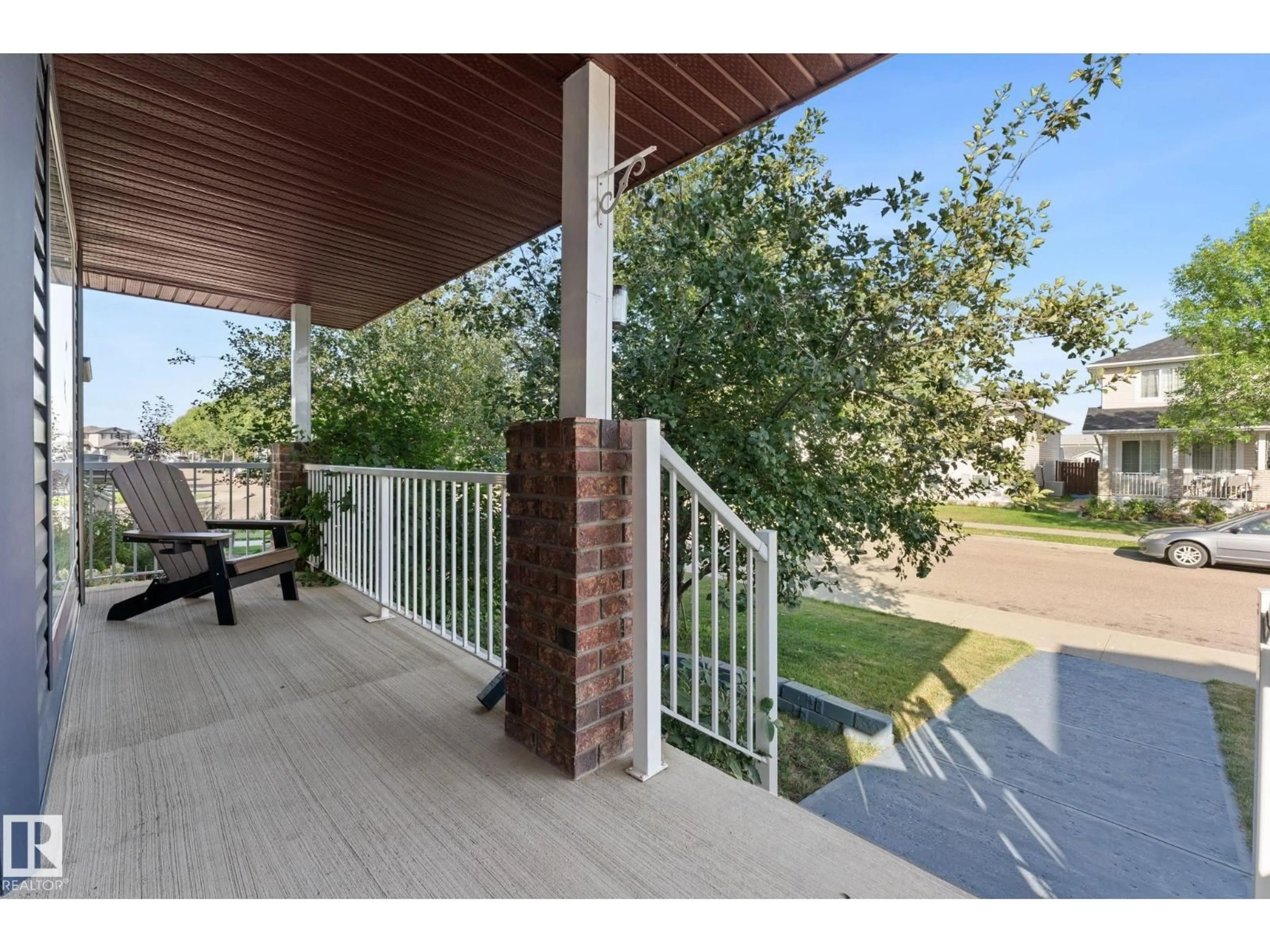 Patio, street for 17348 90 ST, Edmonton Alberta T5Z3W6