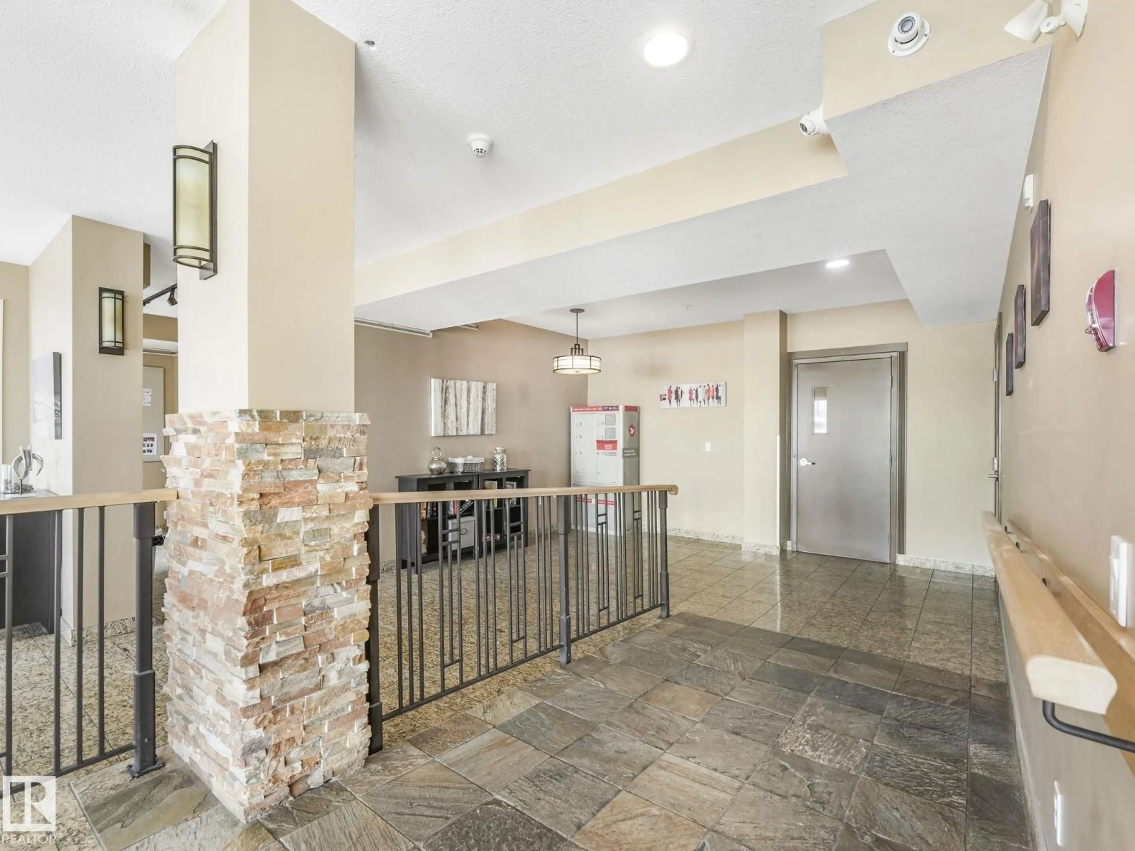 Indoor foyer for 210 105 WEST HAVEN DR, Leduc Alberta T9E0R9