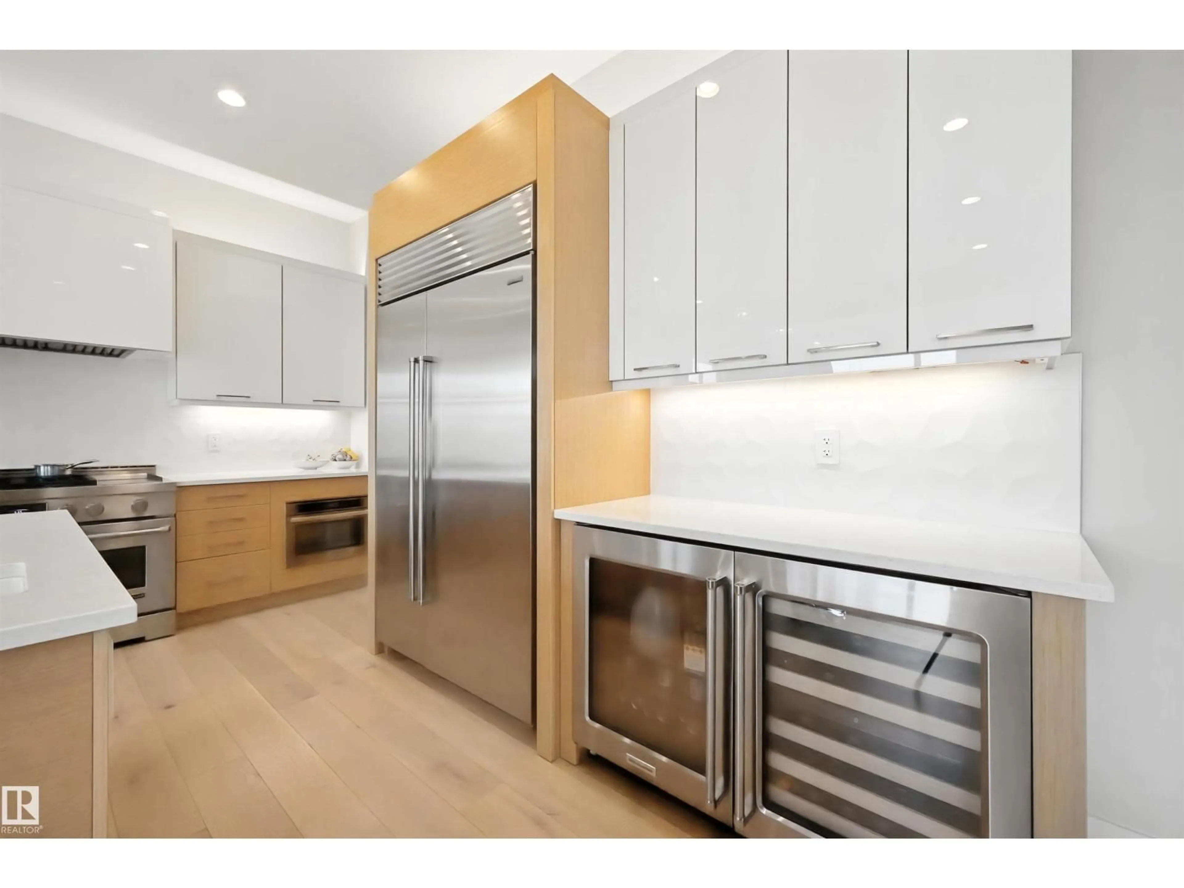 Unknown for 2620 WHEATON CL NW, Edmonton Alberta T6W2X5