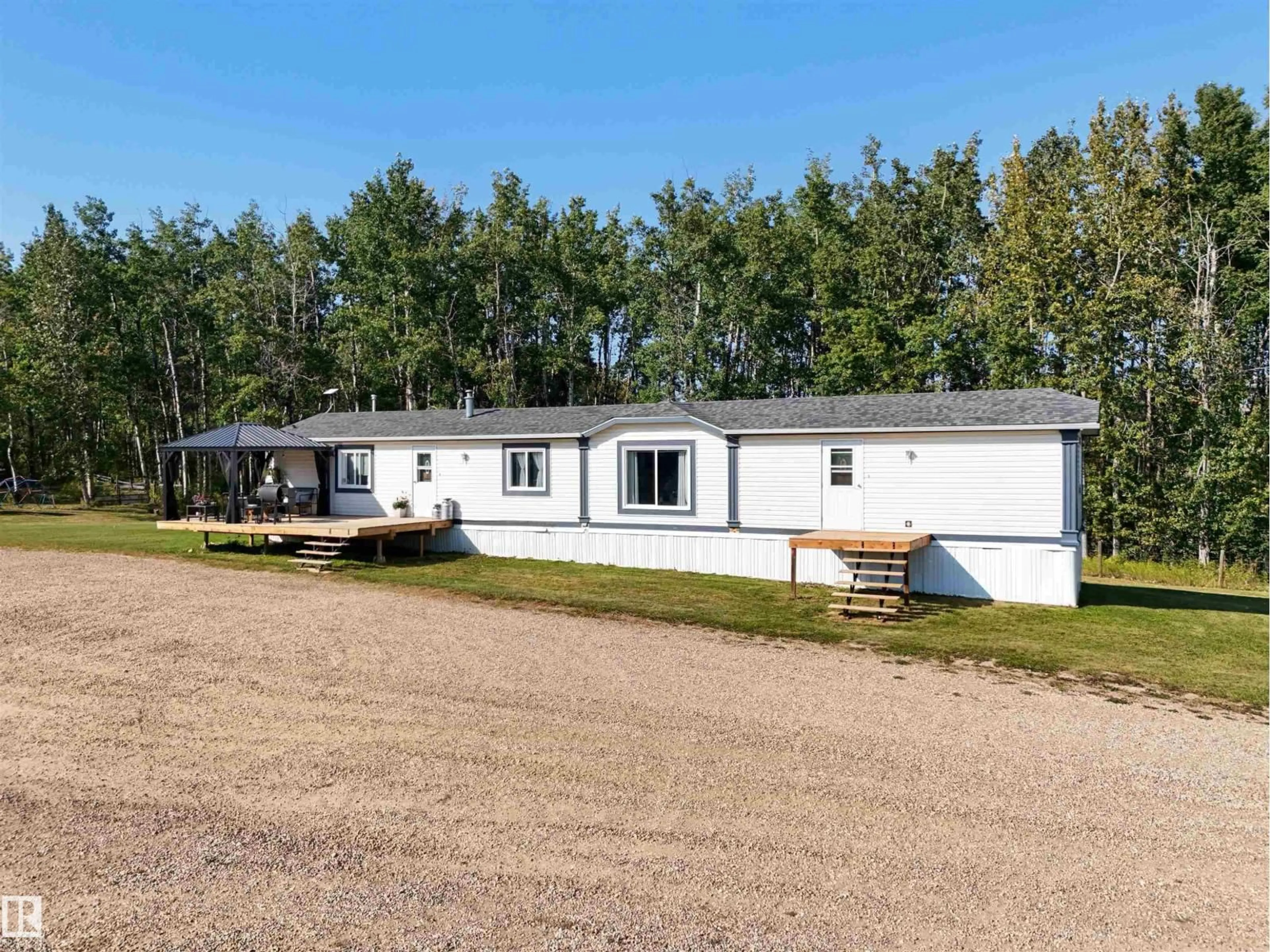 A pic from outside/outdoor area/front of a property/back of a property/a pic from drone, unknown for 7418 TWP ROAD 510, Rural Parkland County Alberta T0C1Z0