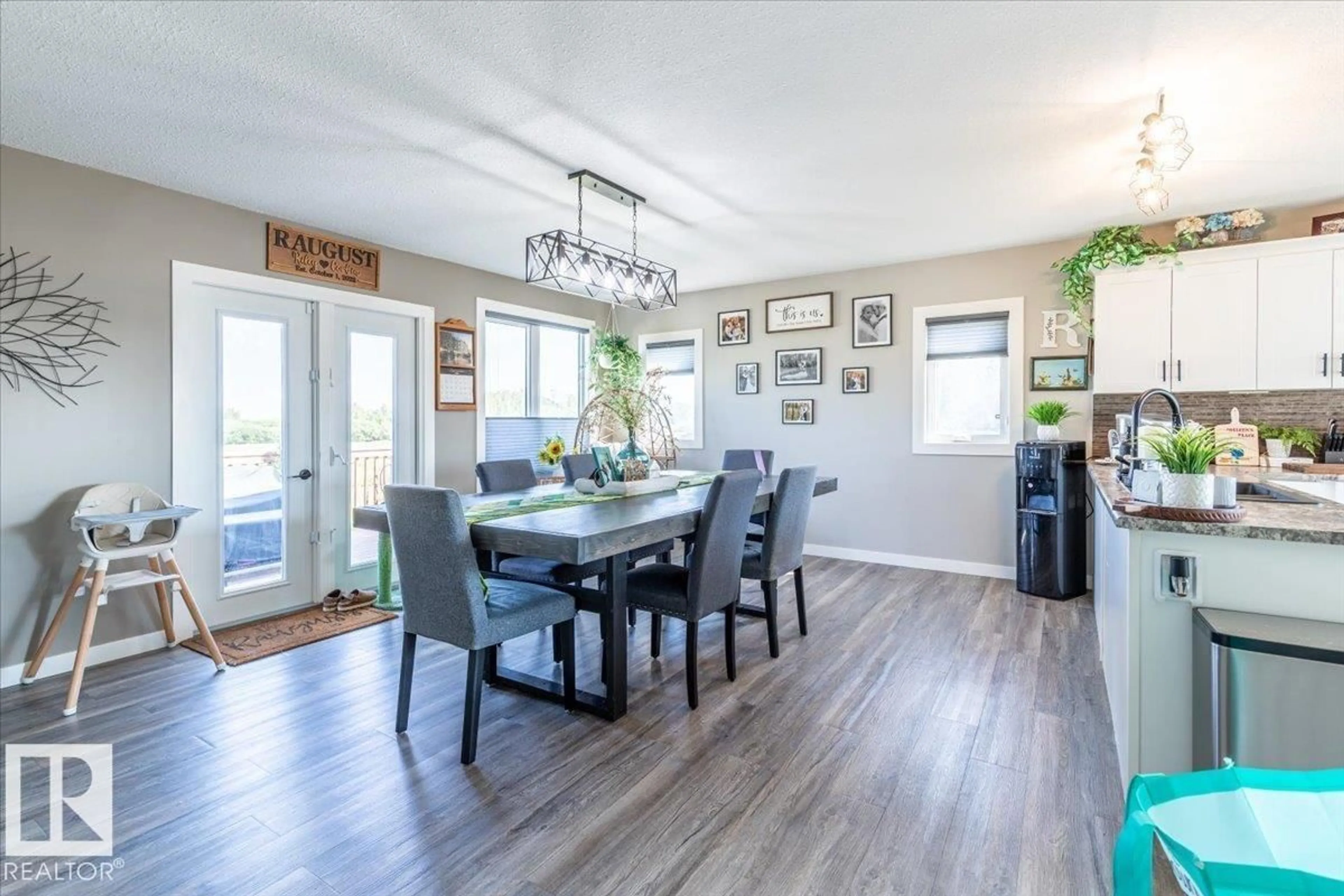 Dining room, wood/laminate floor for 275006 HWY 616, Rural Wetaskiwin County Alberta T0C2C0