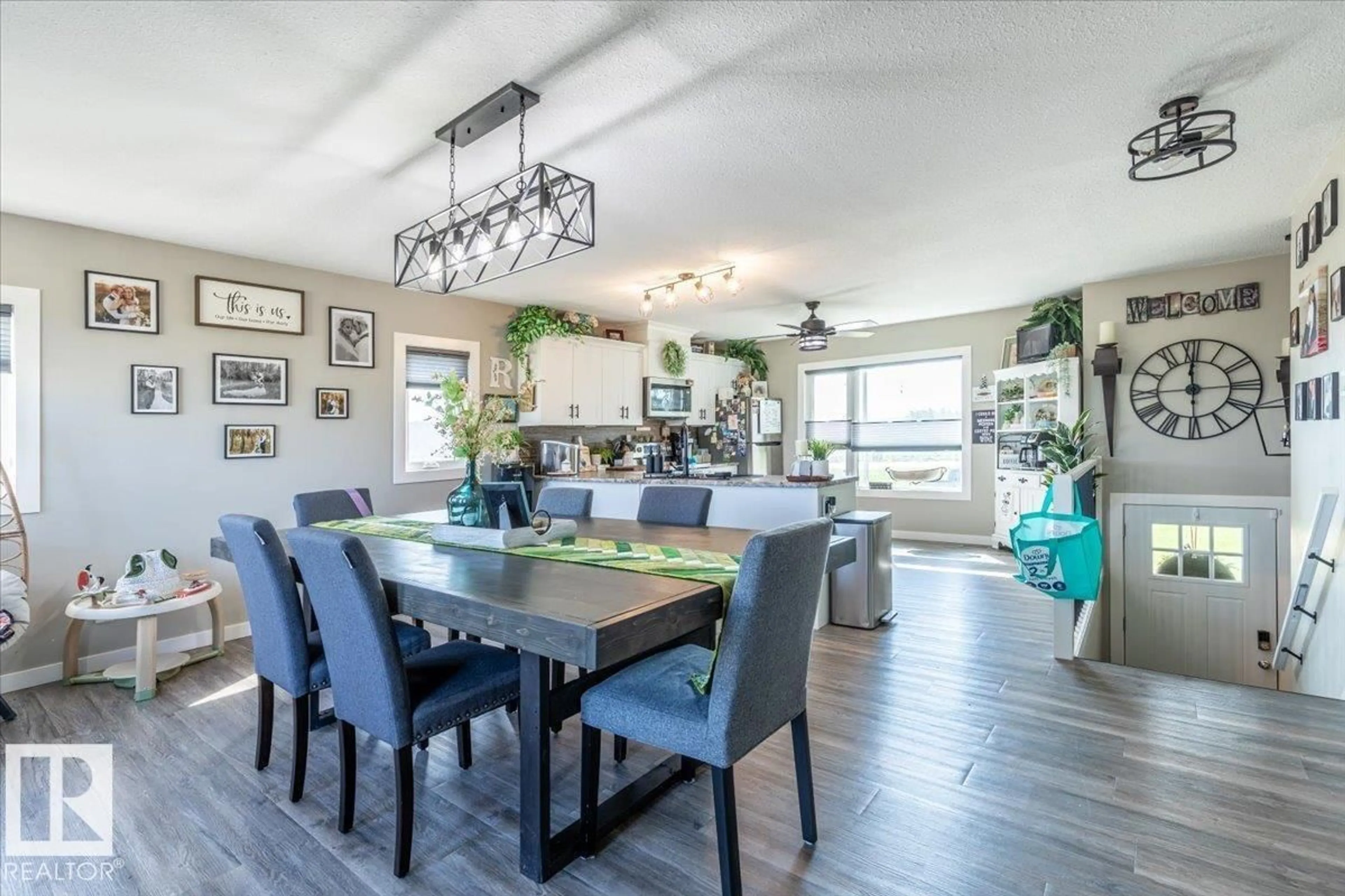 Dining room, wood/laminate floor for 275006 HWY 616, Rural Wetaskiwin County Alberta T0C2C0