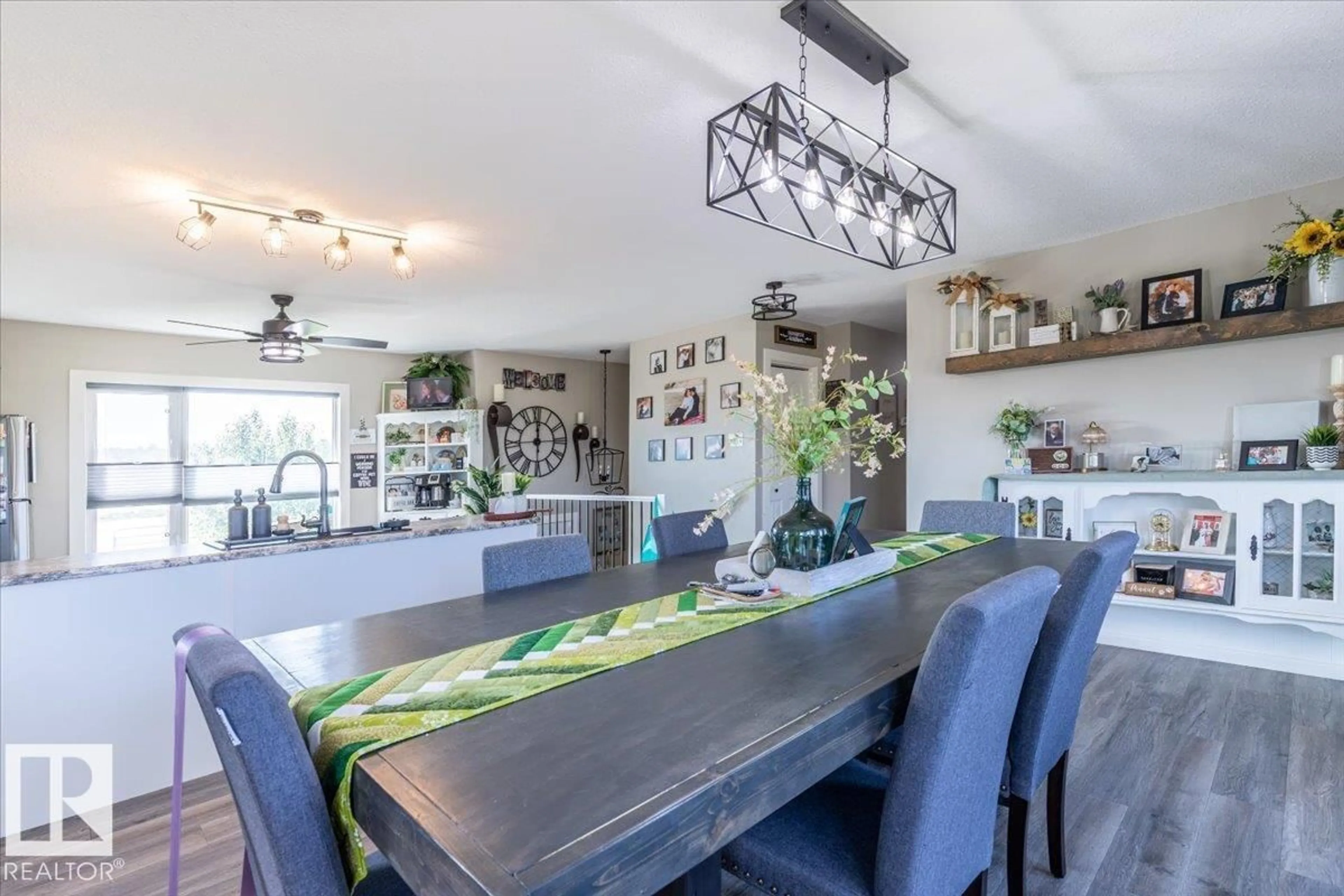 Dining room, wood/laminate floor for 275006 HWY 616, Rural Wetaskiwin County Alberta T0C2C0