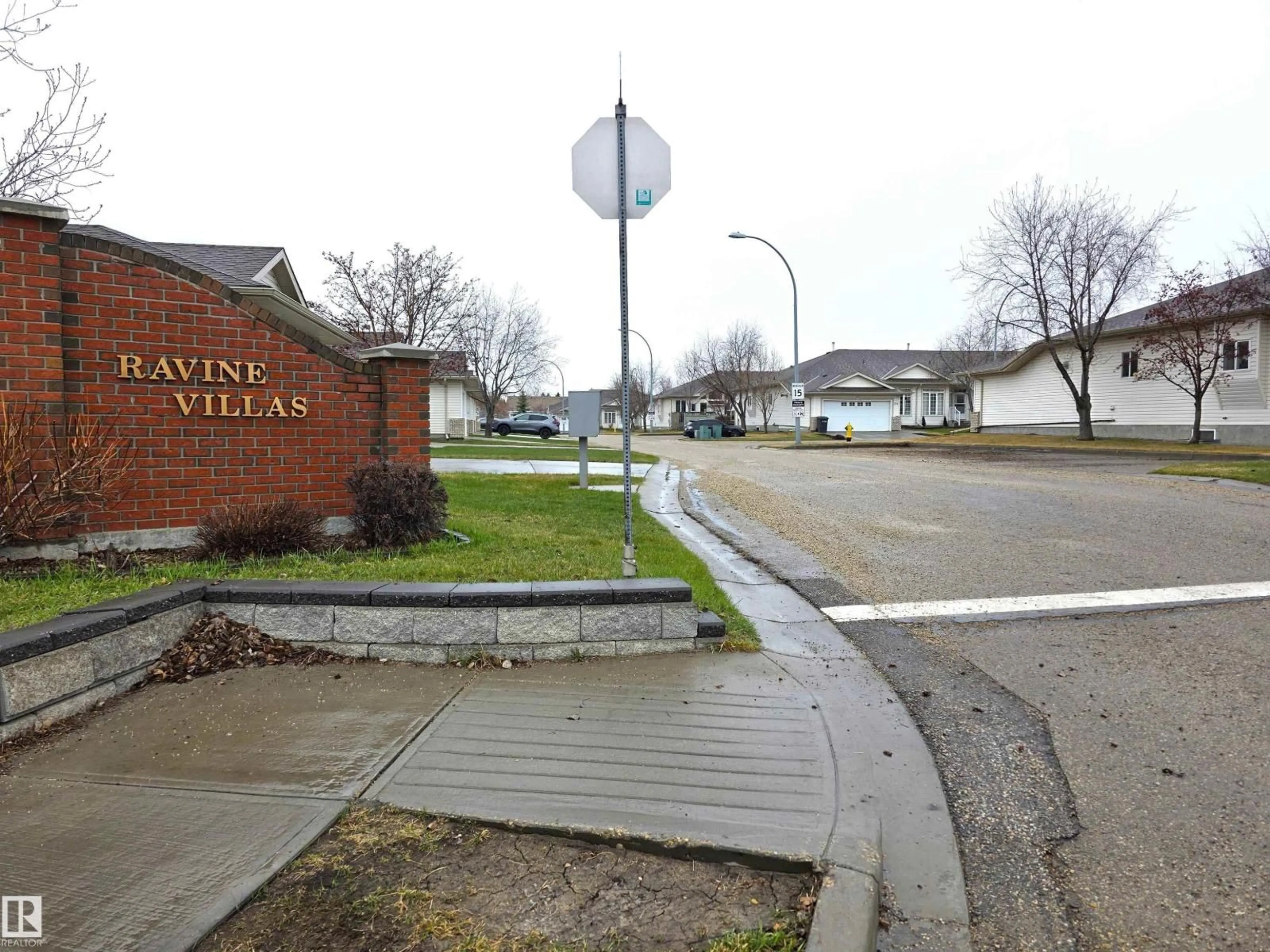 Unknown for 208 RAVINE VI, Leduc Alberta T9E8B9