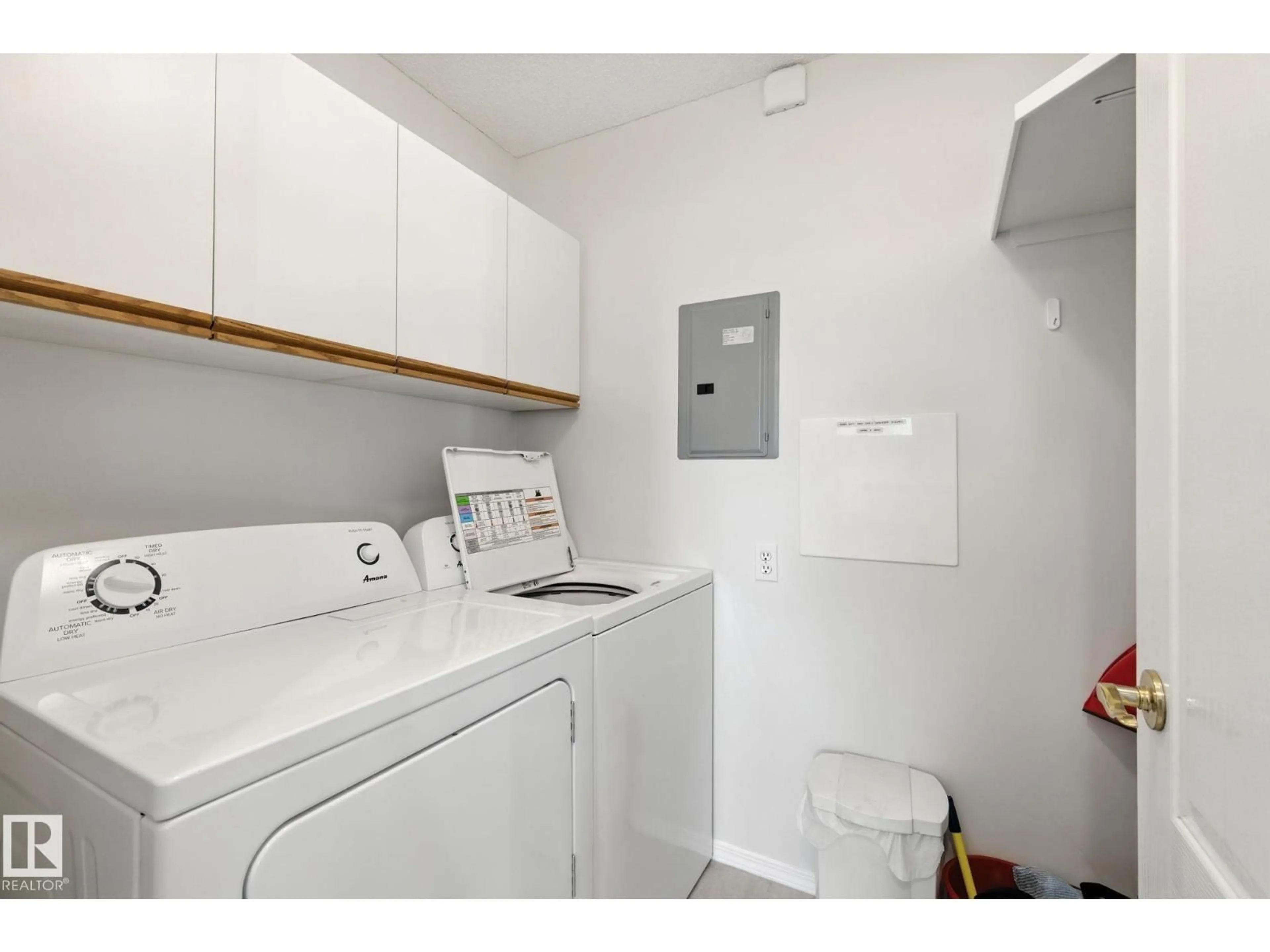 Laundry room for 205 13450 114 AV NW, Edmonton Alberta T5M4C4