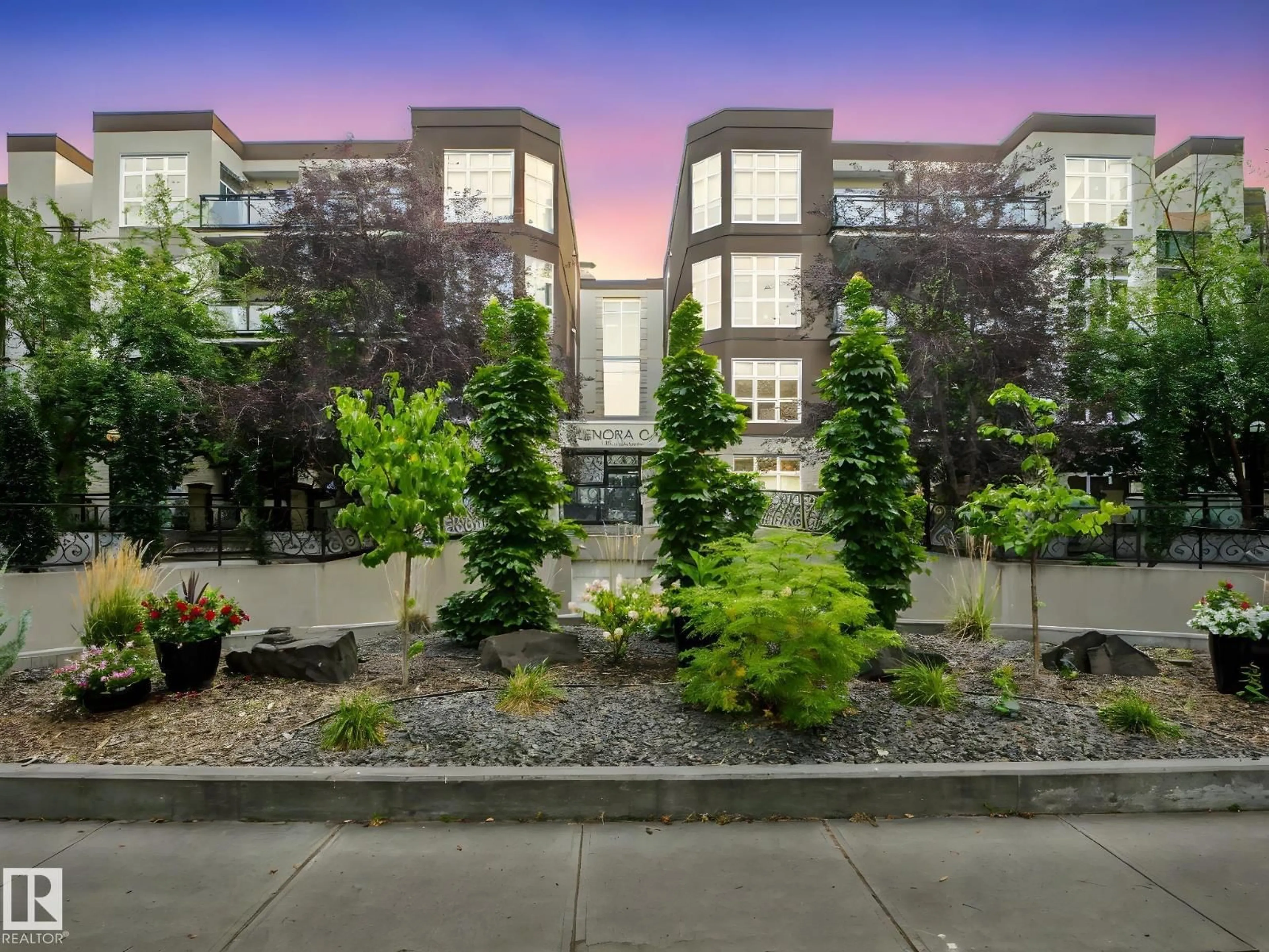 A pic from outside/outdoor area/front of a property/back of a property/a pic from drone, unknown for #200 - 10411 122 ST, Edmonton Alberta T5N4C2