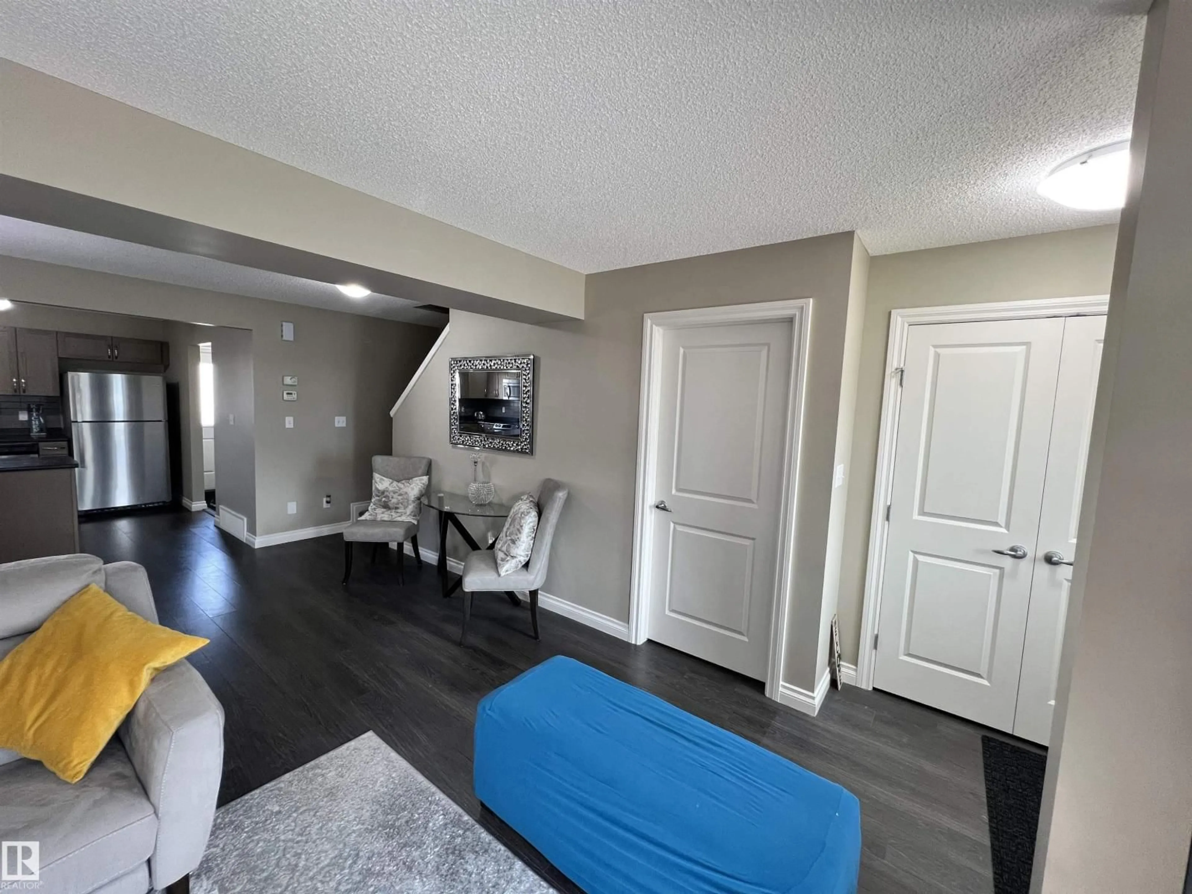 Unknown for 3020 15 AV, Edmonton Alberta T6T0Z5