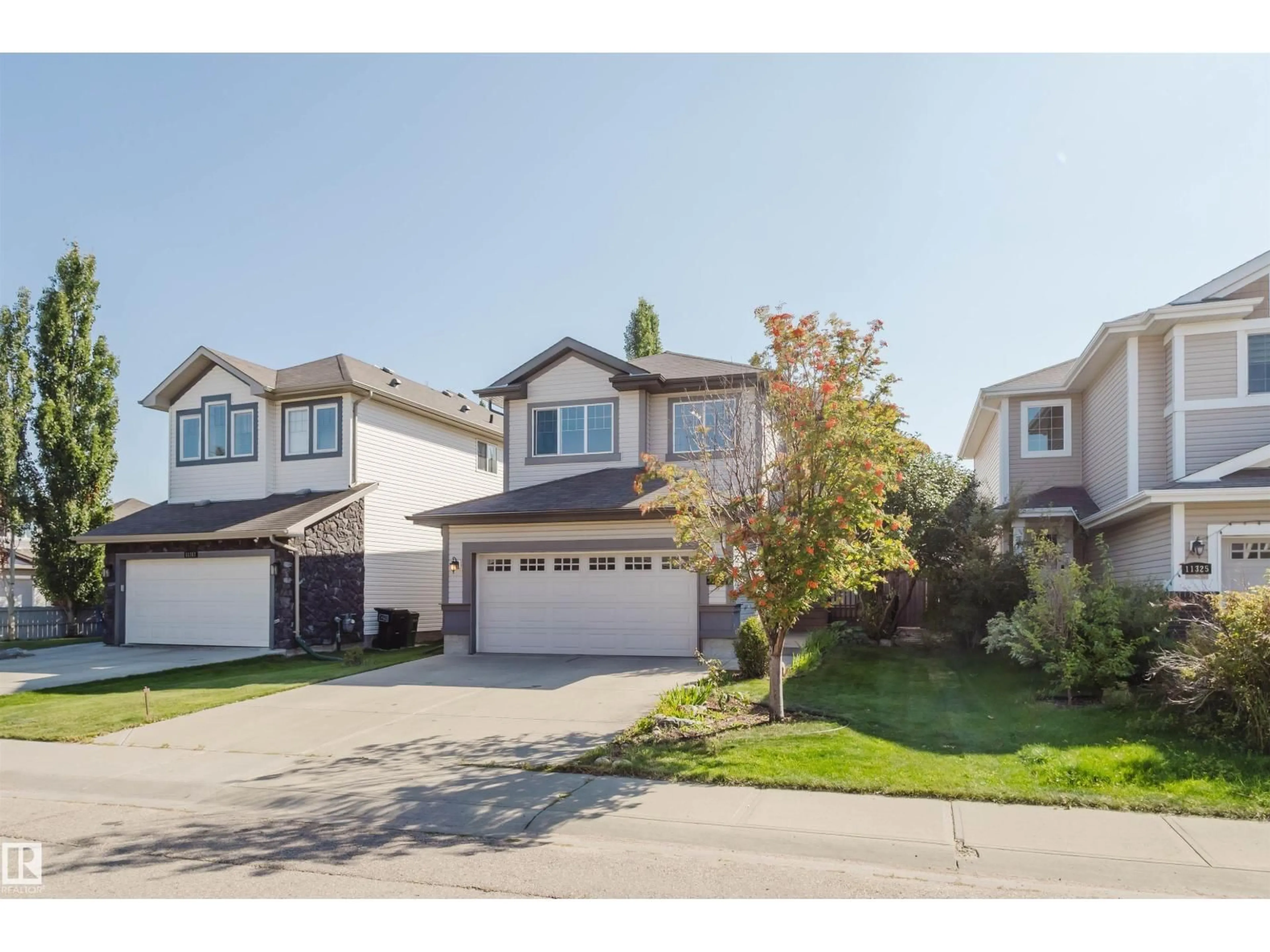 A pic from outside/outdoor area/front of a property/back of a property/a pic from drone, street for 11321 13A AV, Edmonton Alberta T6W0G9