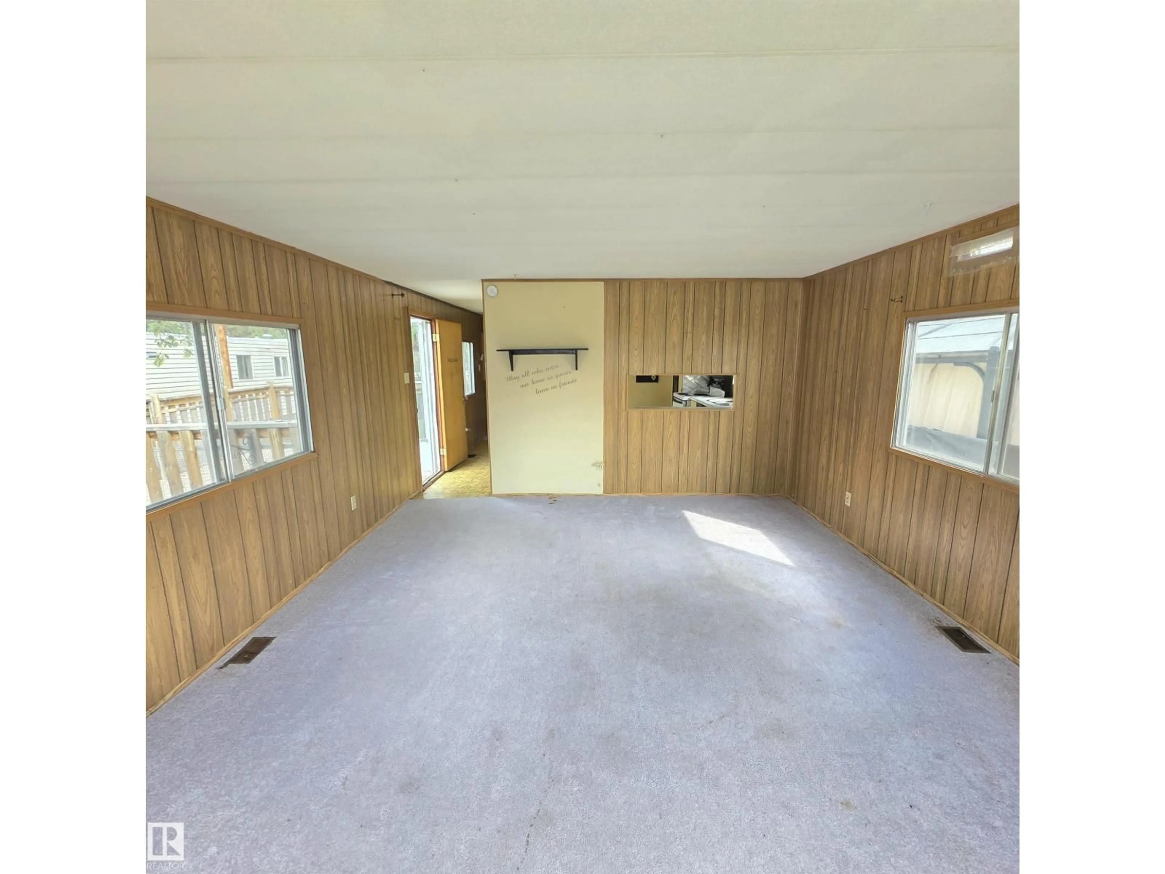 A pic of a room for #4 - 5002 56 AV, Drayton Valley Alberta T7A1M5