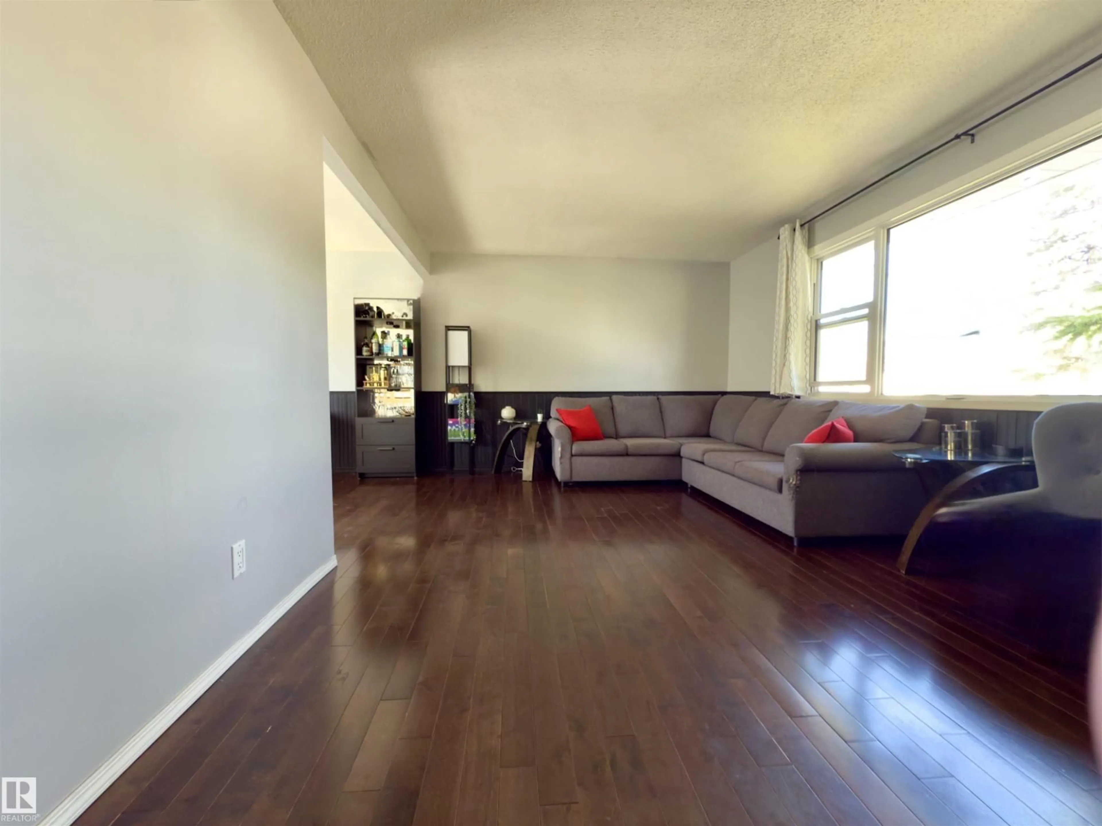 A pic of a room for 4911 48 AV, Bon Accord Alberta T0A0K0