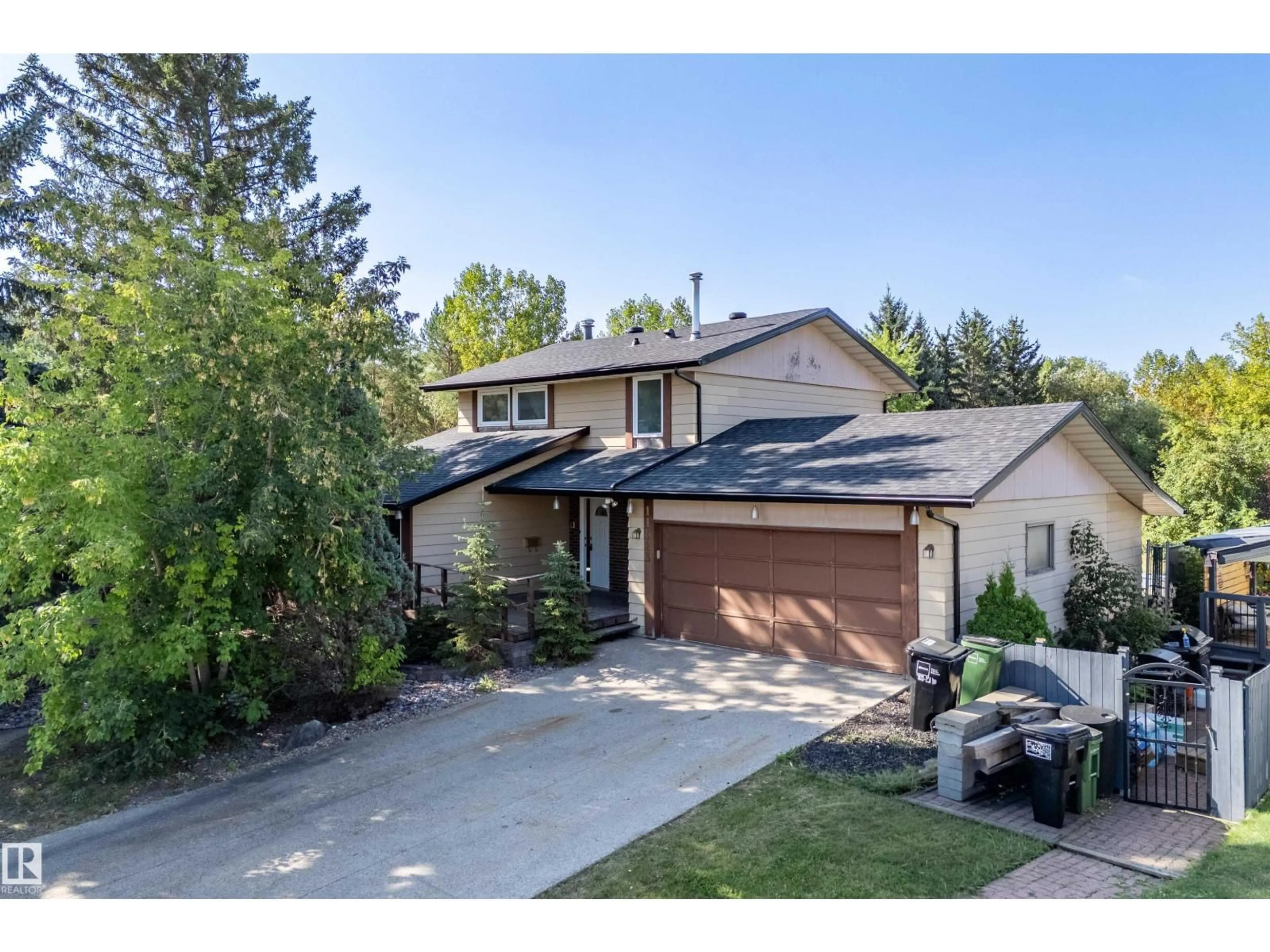Unknown for 11623 32A AV, Edmonton Alberta T6J3G6