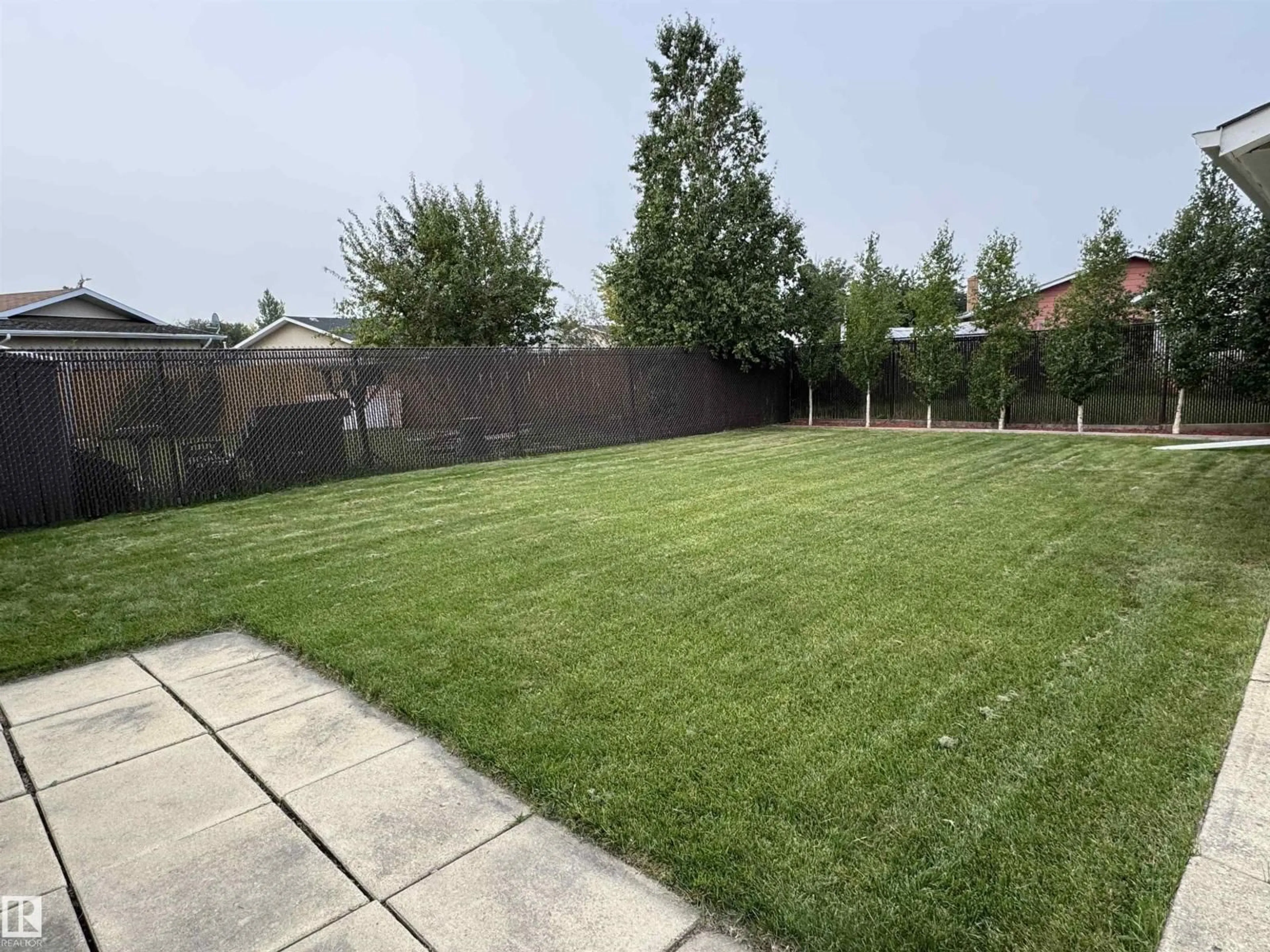 A pic from outside/outdoor area/front of a property/back of a property/a pic from drone, street for 5408 50 ST, Gibbons Alberta T0A1N0