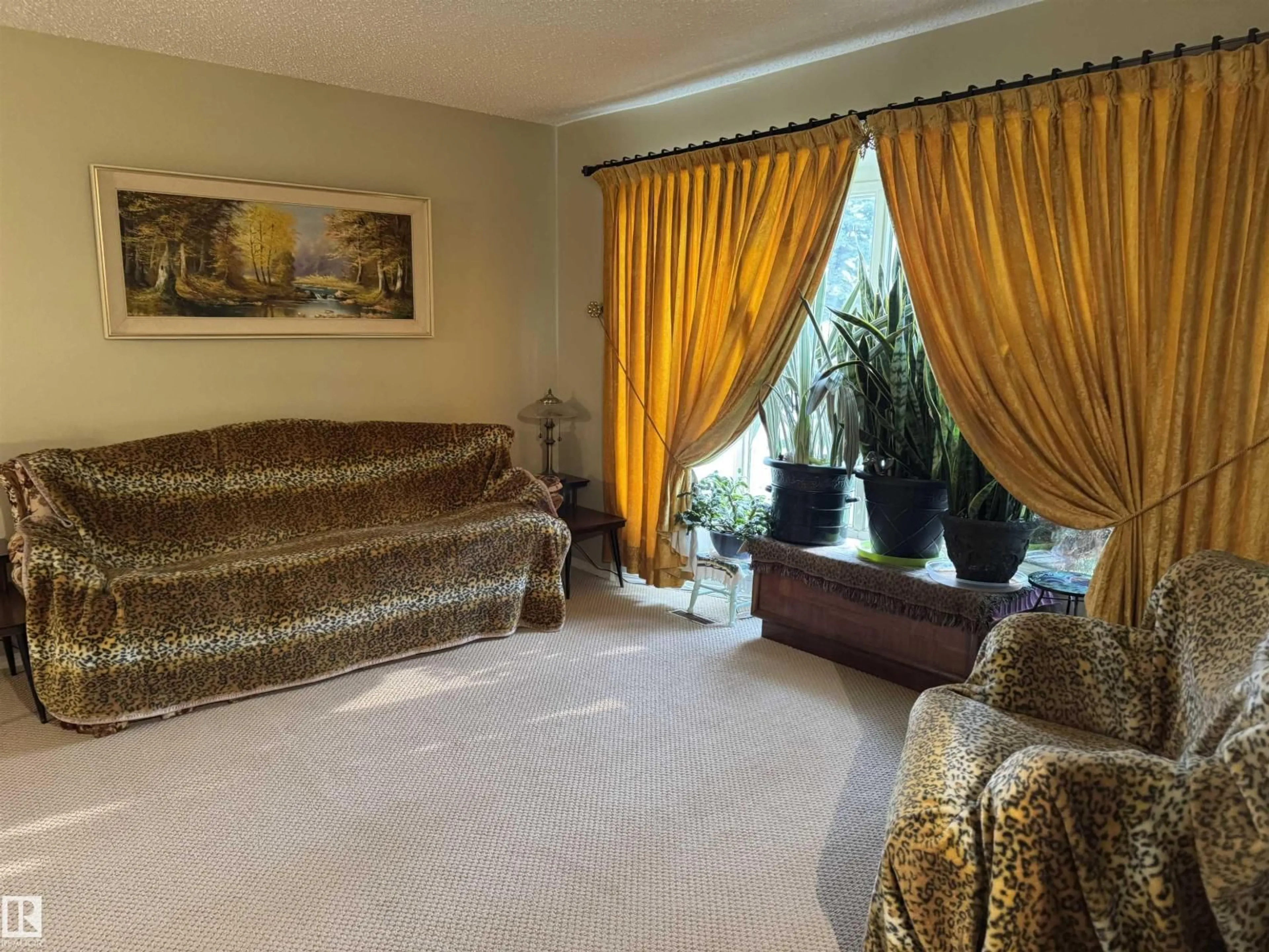 Living room with furniture, carpet floor for 5408 50 ST, Gibbons Alberta T0A1N0