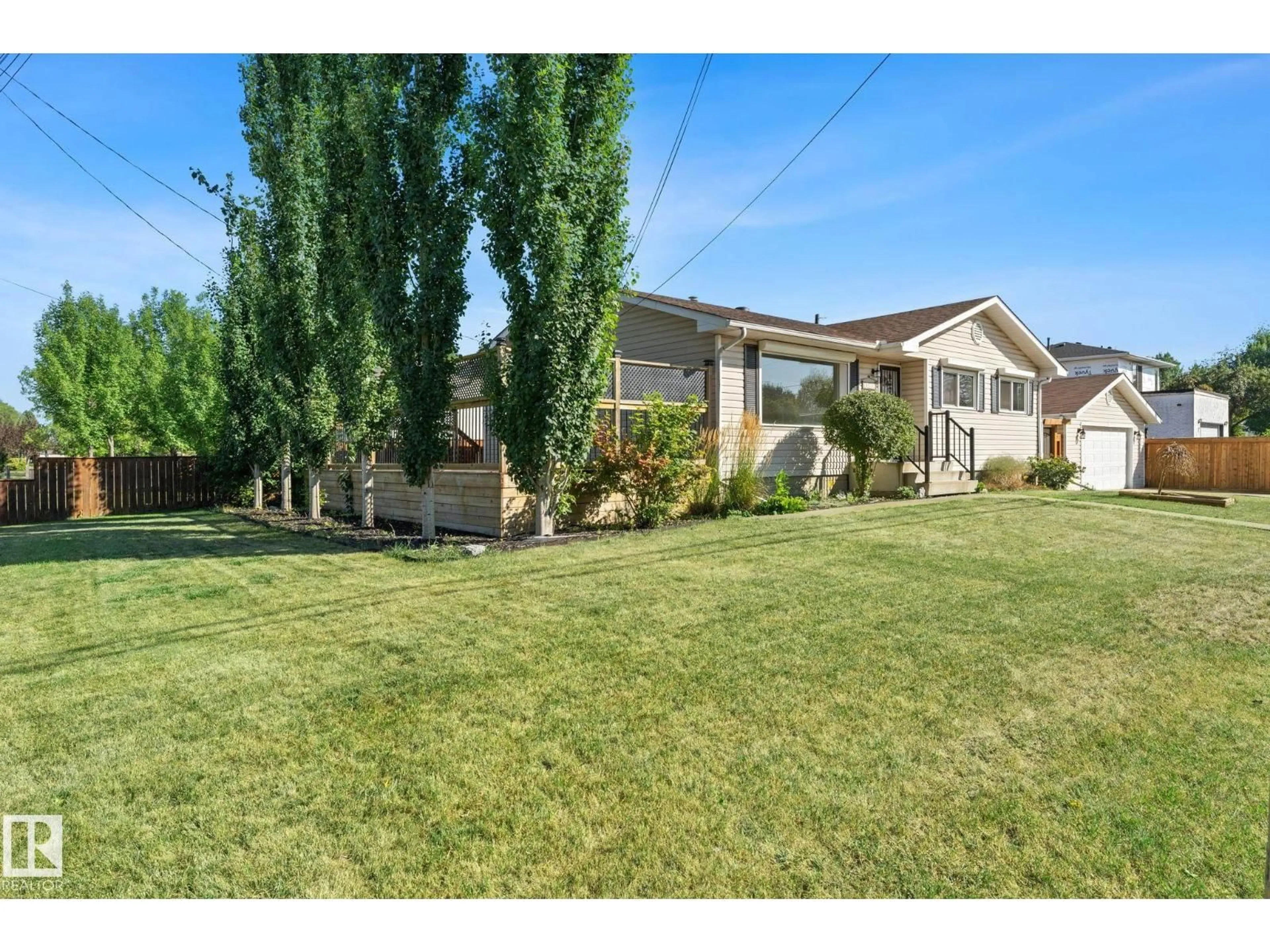 A pic from outside/outdoor area/front of a property/back of a property/a pic from drone, street for 11507 48 ST, Edmonton Alberta T5W2Y1