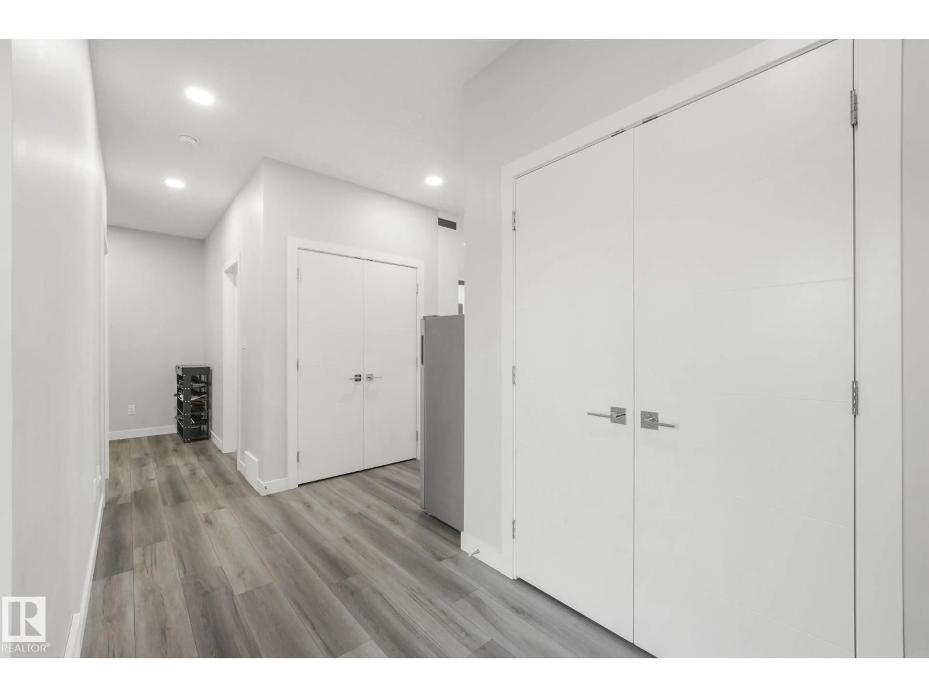 Unknown for 5325 KIMBALL PL, Edmonton Alberta T6W5E6