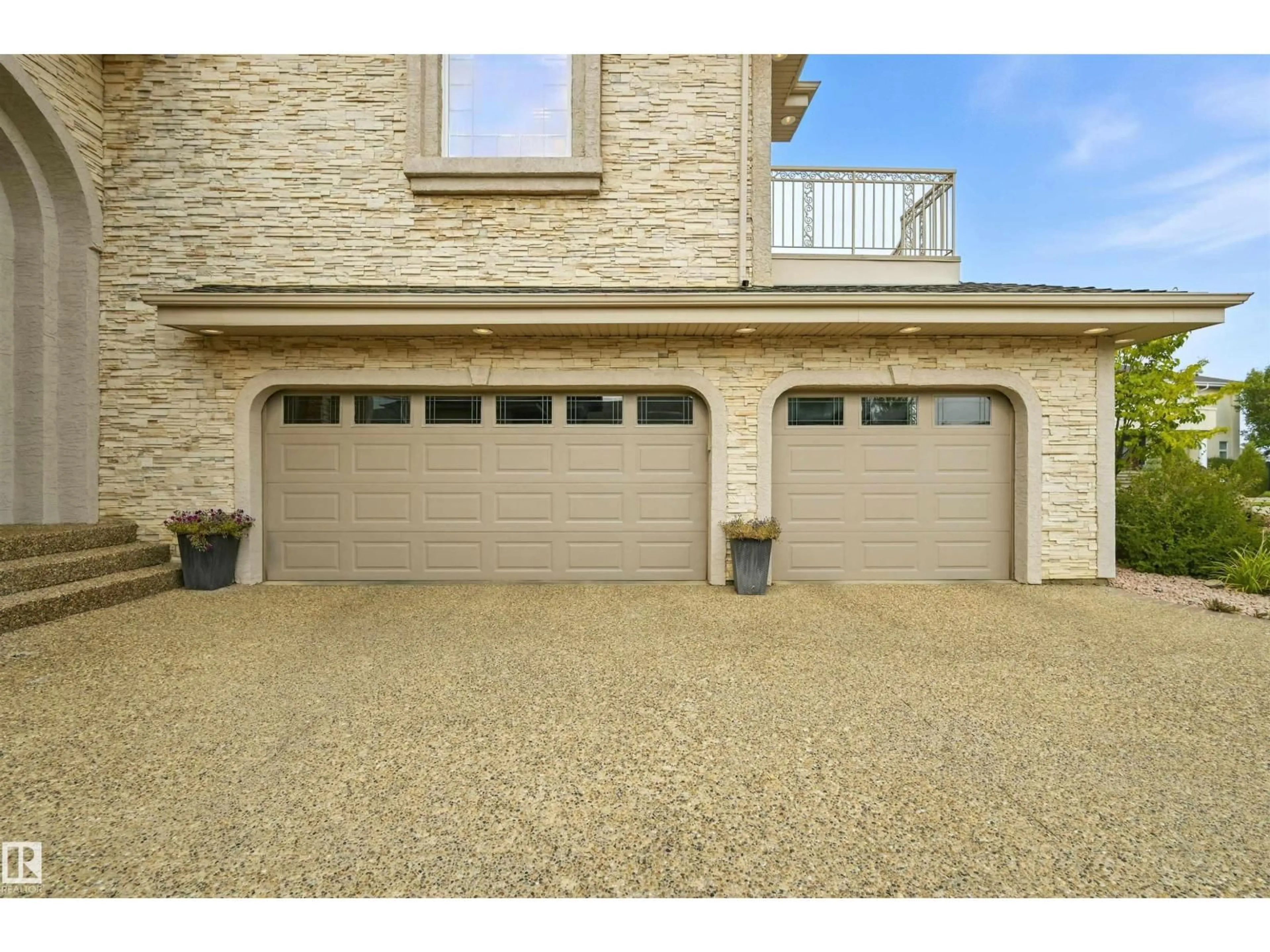 Indoor garage for 2423 TEGLER GR, Edmonton Alberta T6R3K2