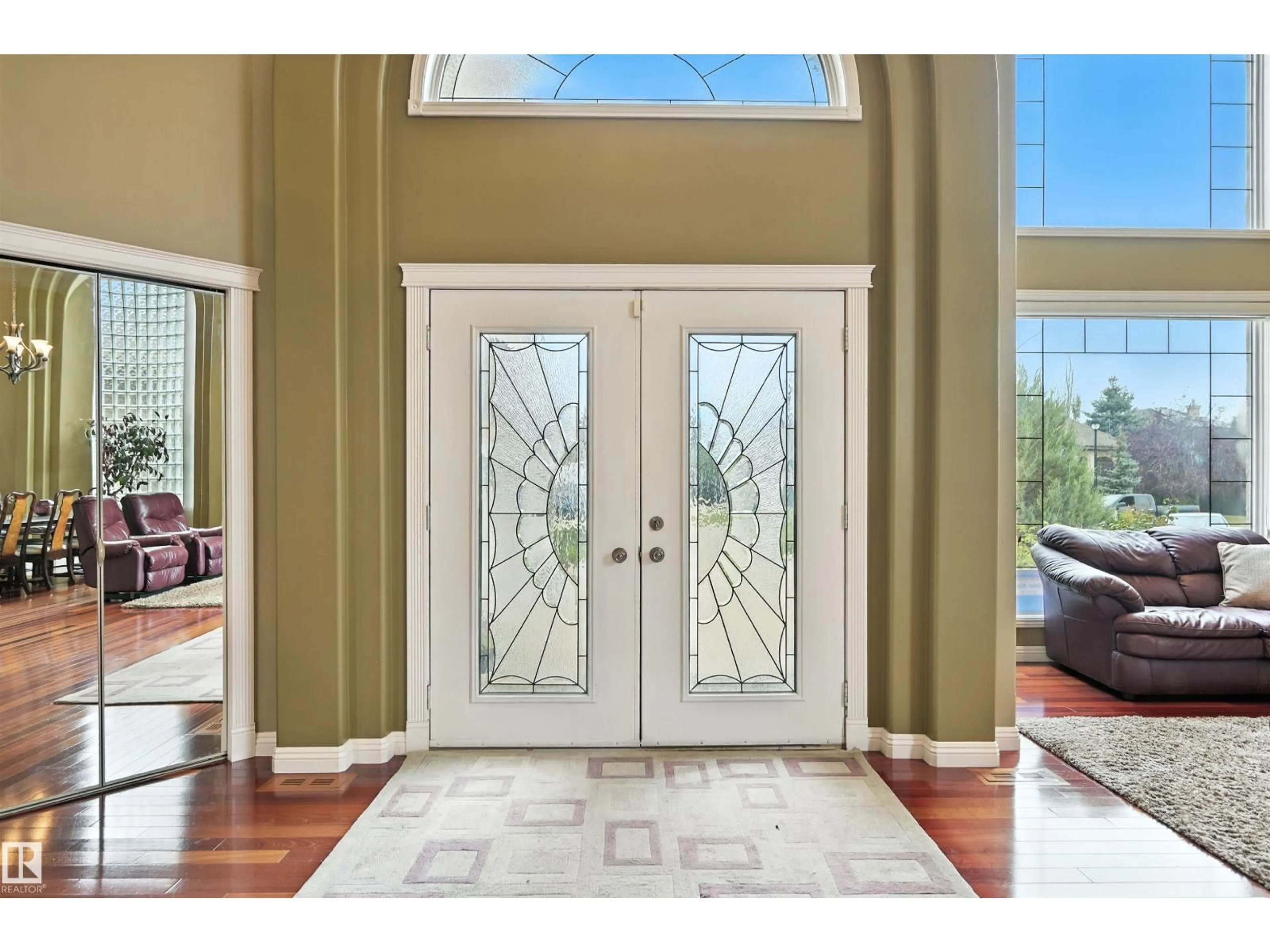 Indoor entryway for 2423 TEGLER GR, Edmonton Alberta T6R3K2