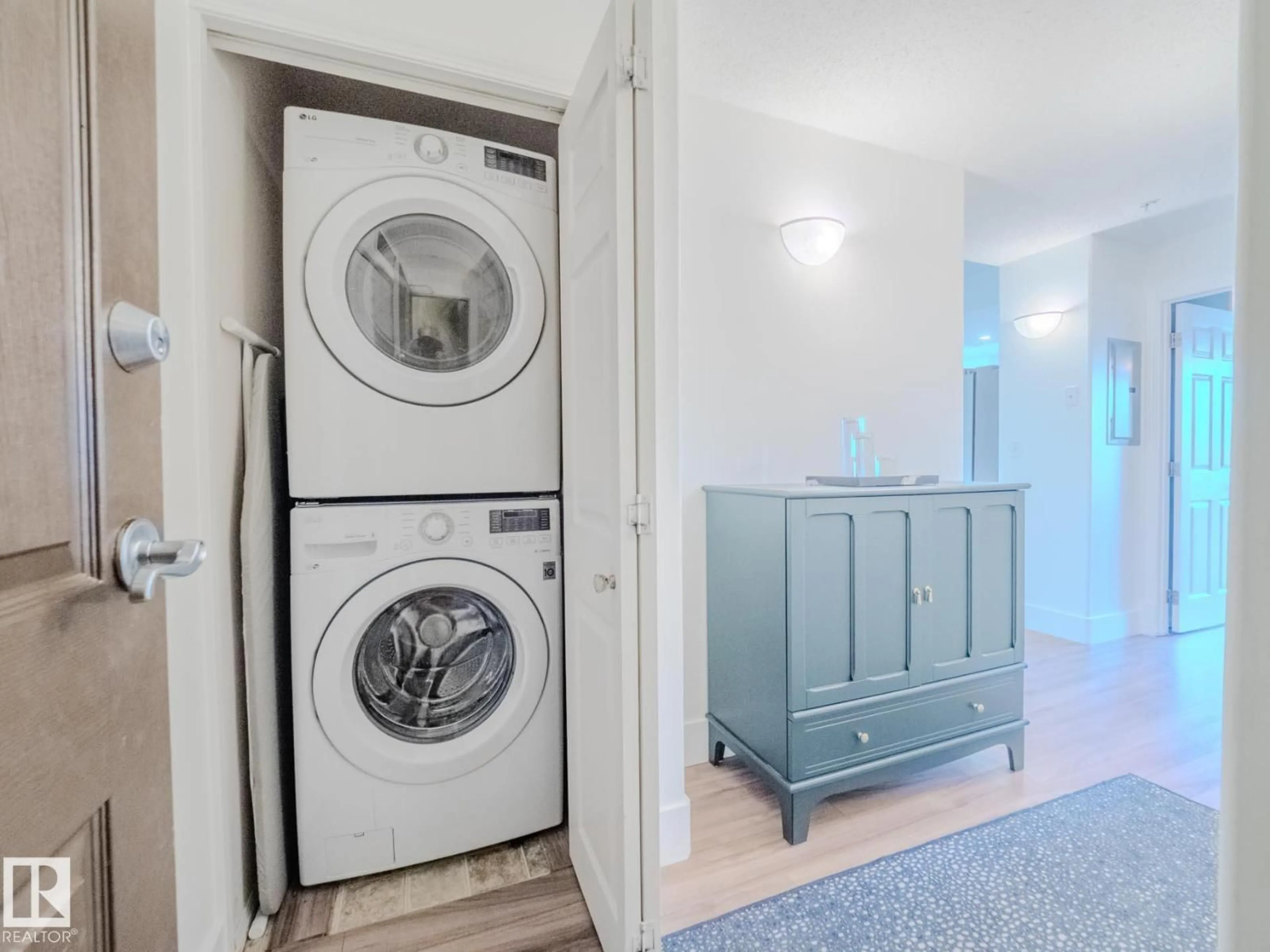 Laundry room for 301 - 11103 84 AV, Edmonton Alberta T6G0V9