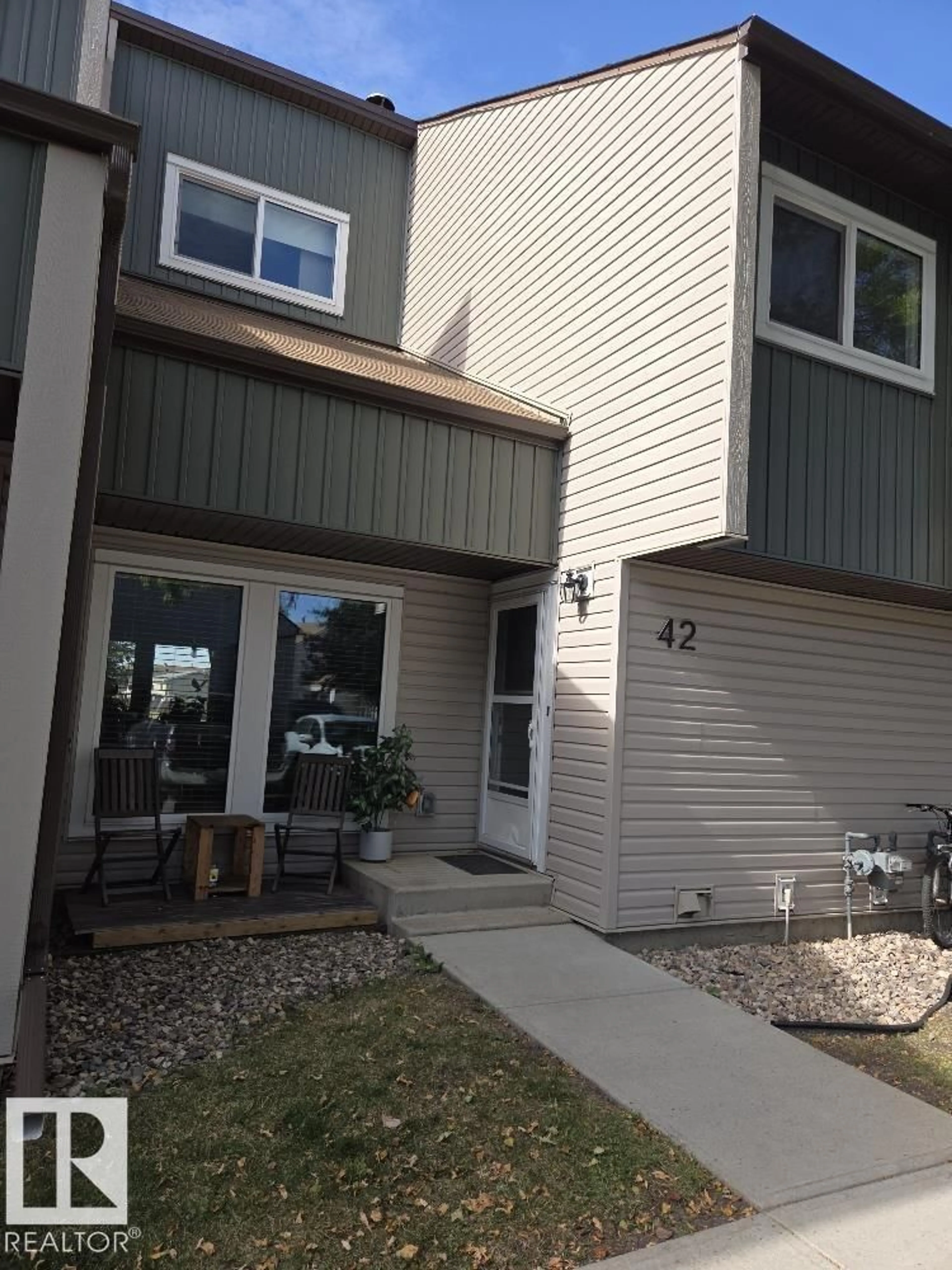 Home with vinyl exterior material, unknown for #42 - 2020 105 ST, Edmonton Alberta T6J5J2