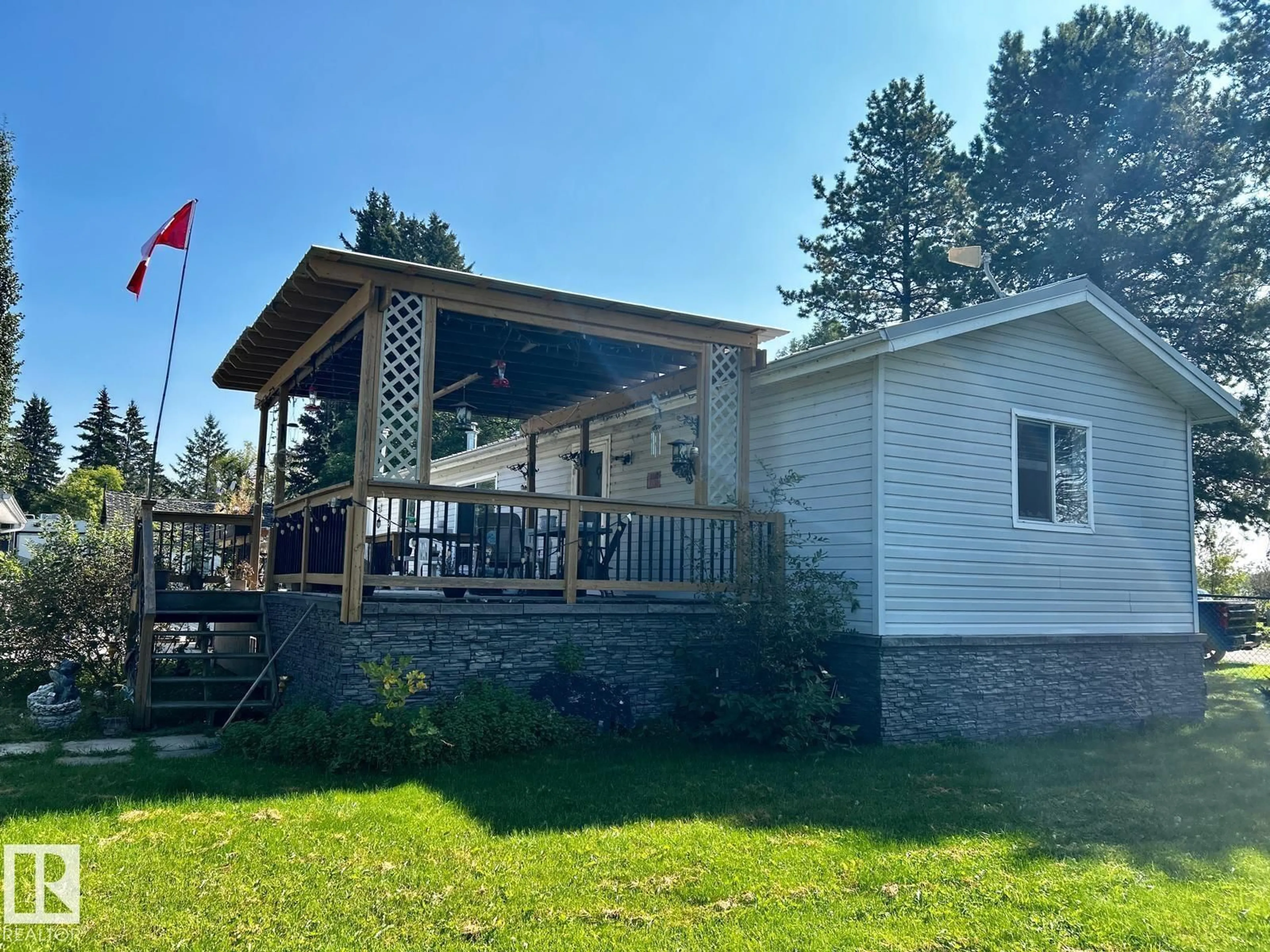 Unknown for 109 4 STREET E, Rural Wetaskiwin County Alberta T0C0T0