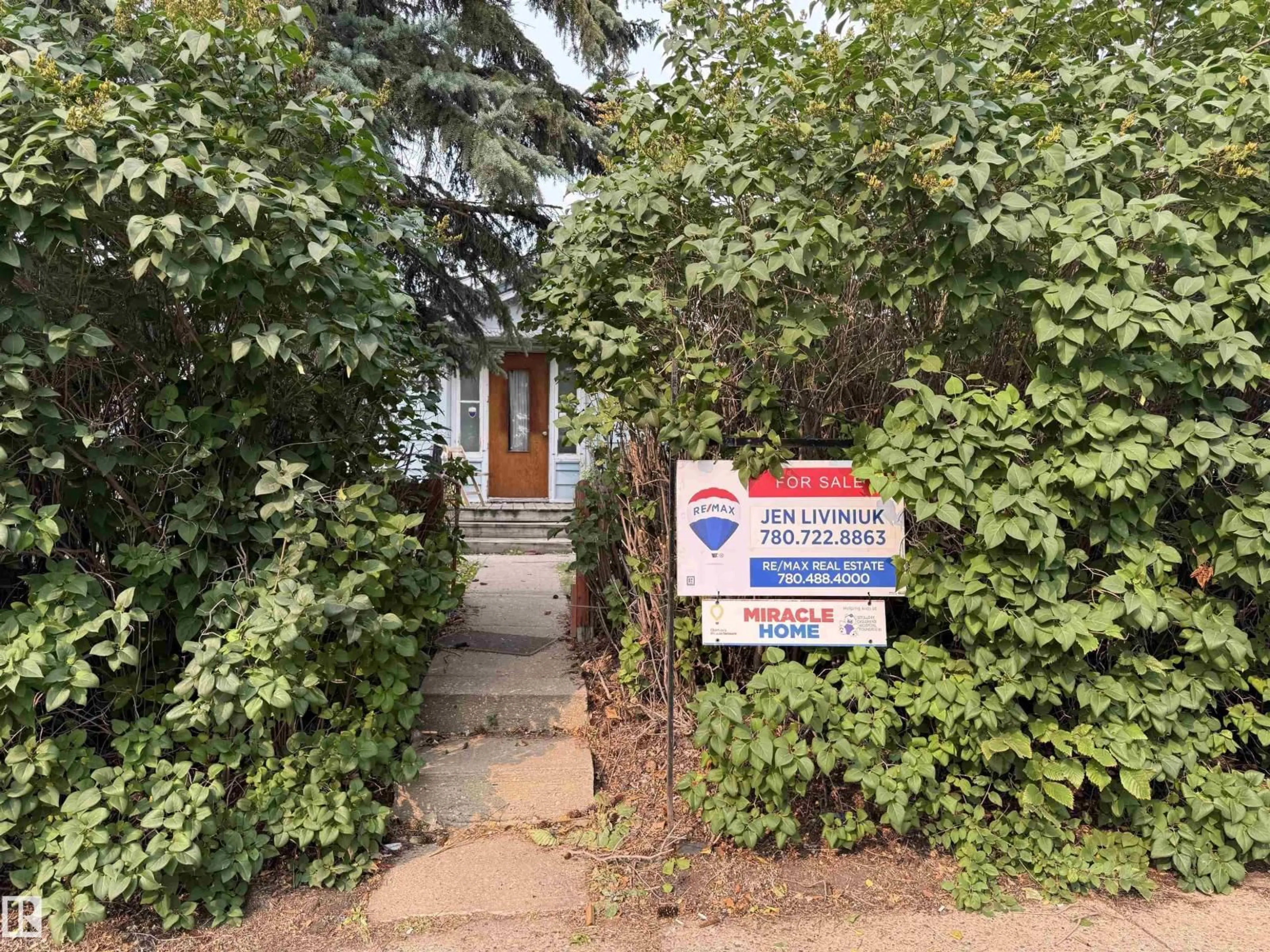 Unknown for 10328 80 ST, Edmonton Alberta T6A3J4