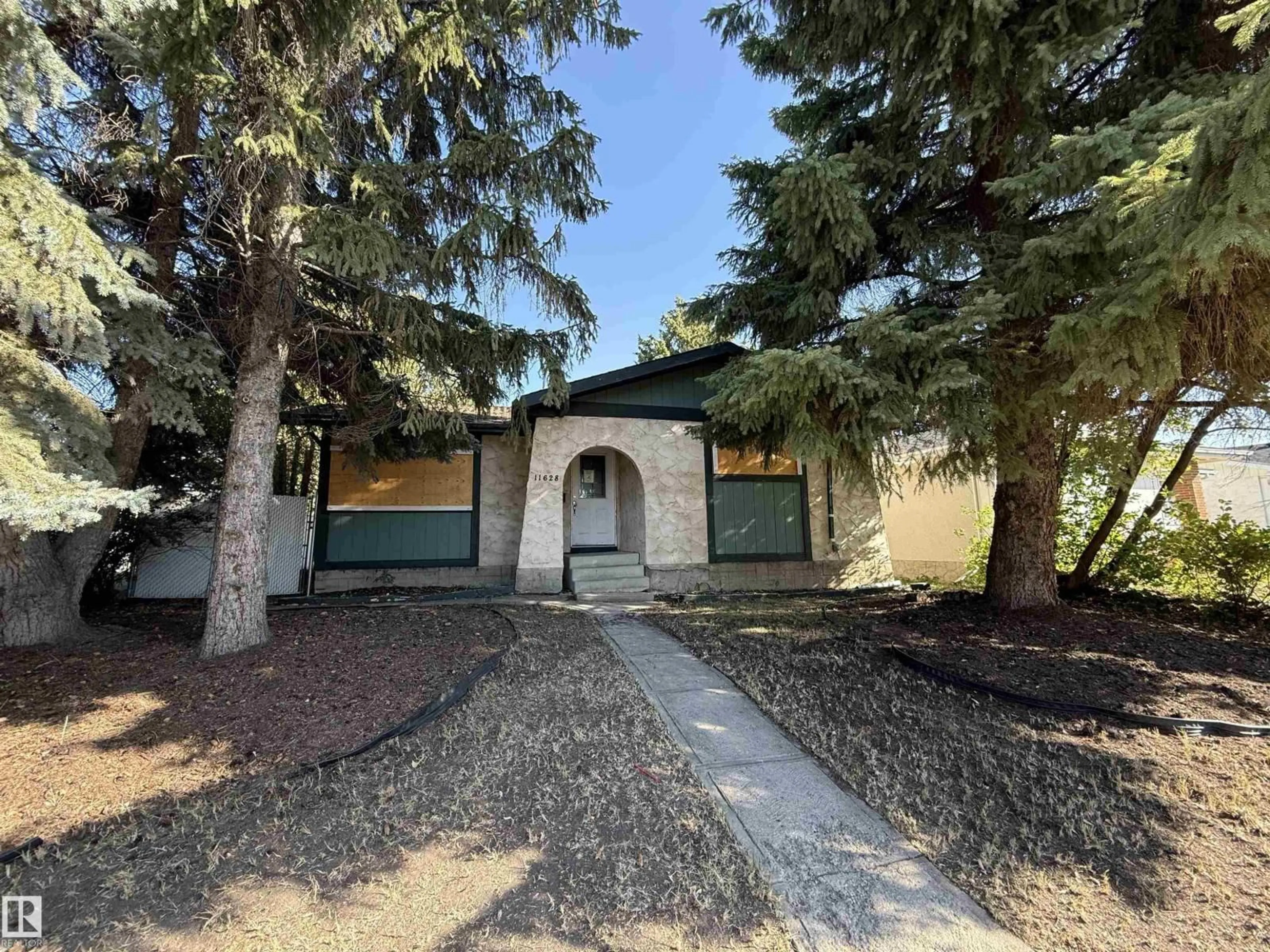 Unknown for NW - 11628 151 AV, Edmonton Alberta T5X1C6