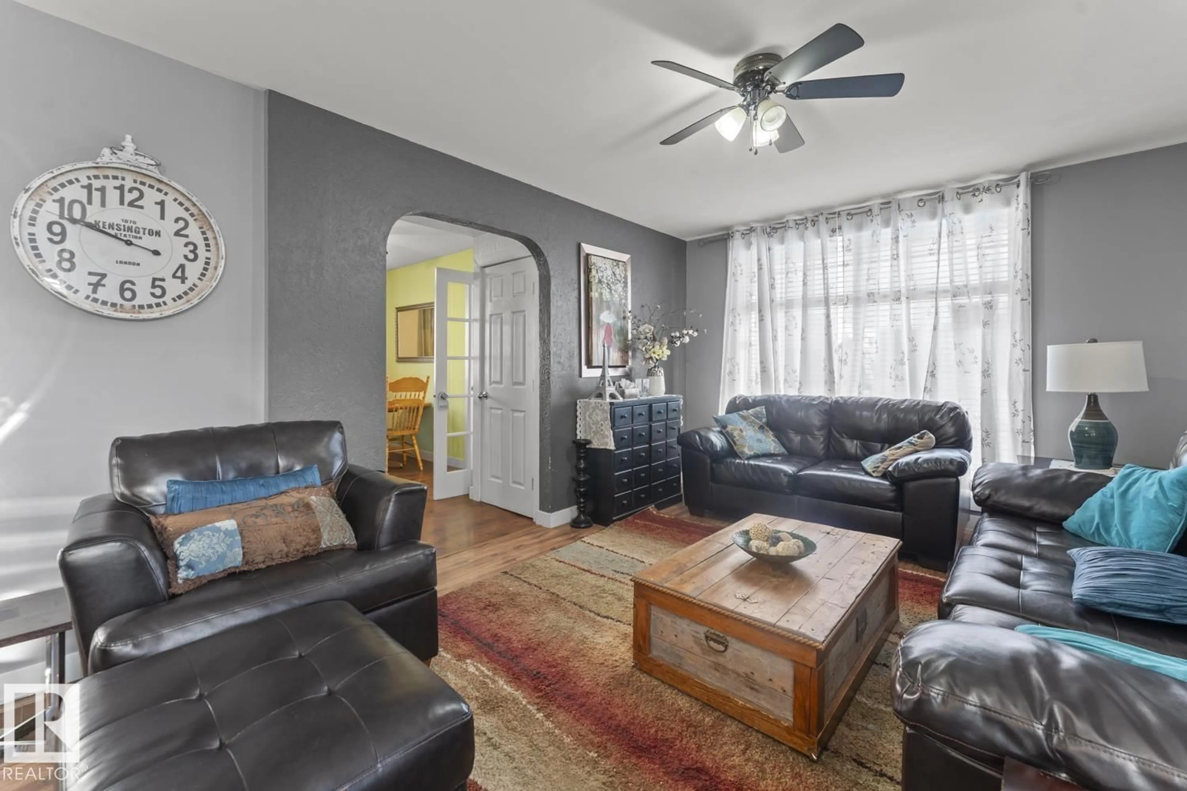 Living room with furniture, unknown for 5017 51 AVE, Bonnyville Town Alberta T9N2H4