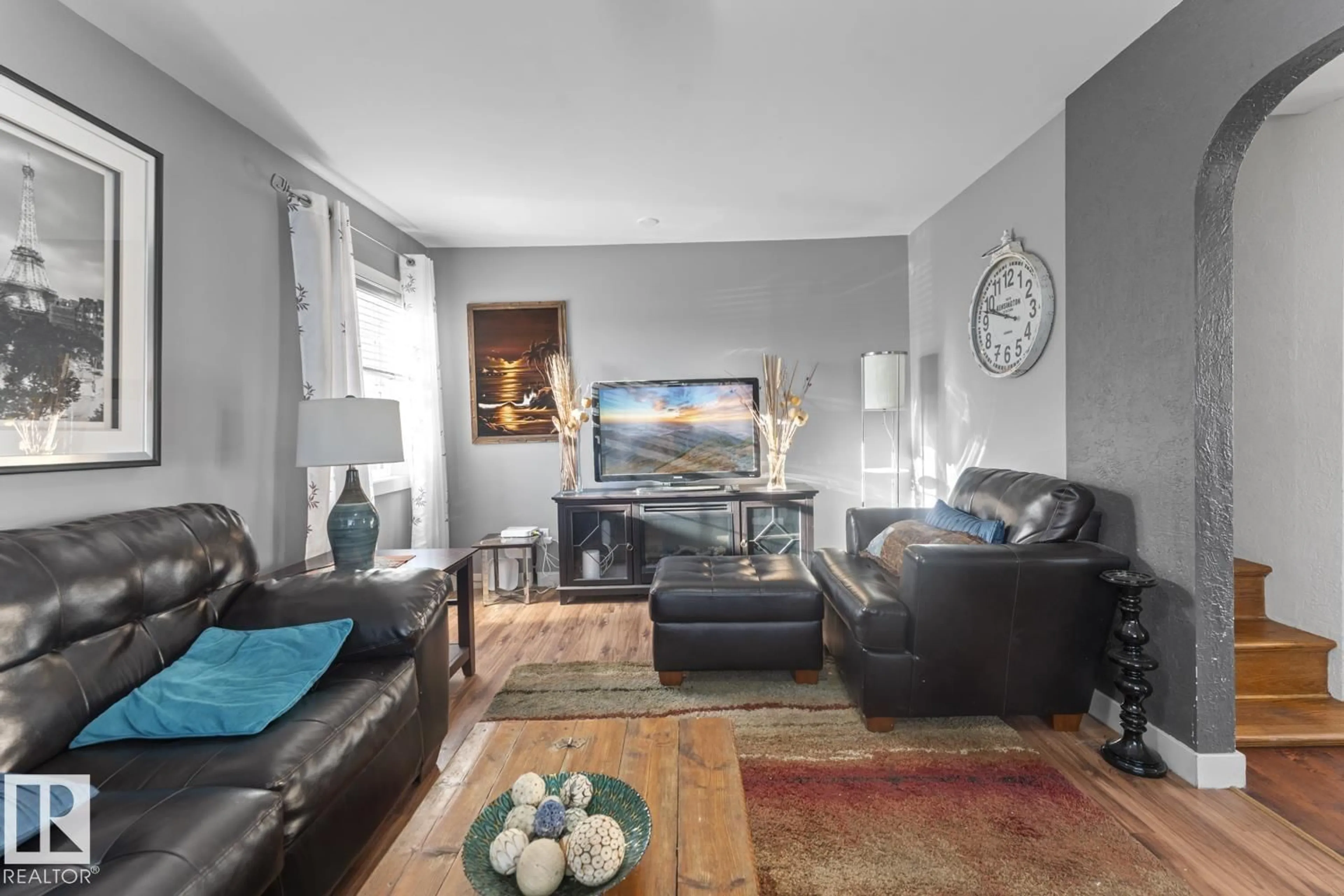 Living room with furniture, unknown for 5017 51 AVE, Bonnyville Town Alberta T9N2H4