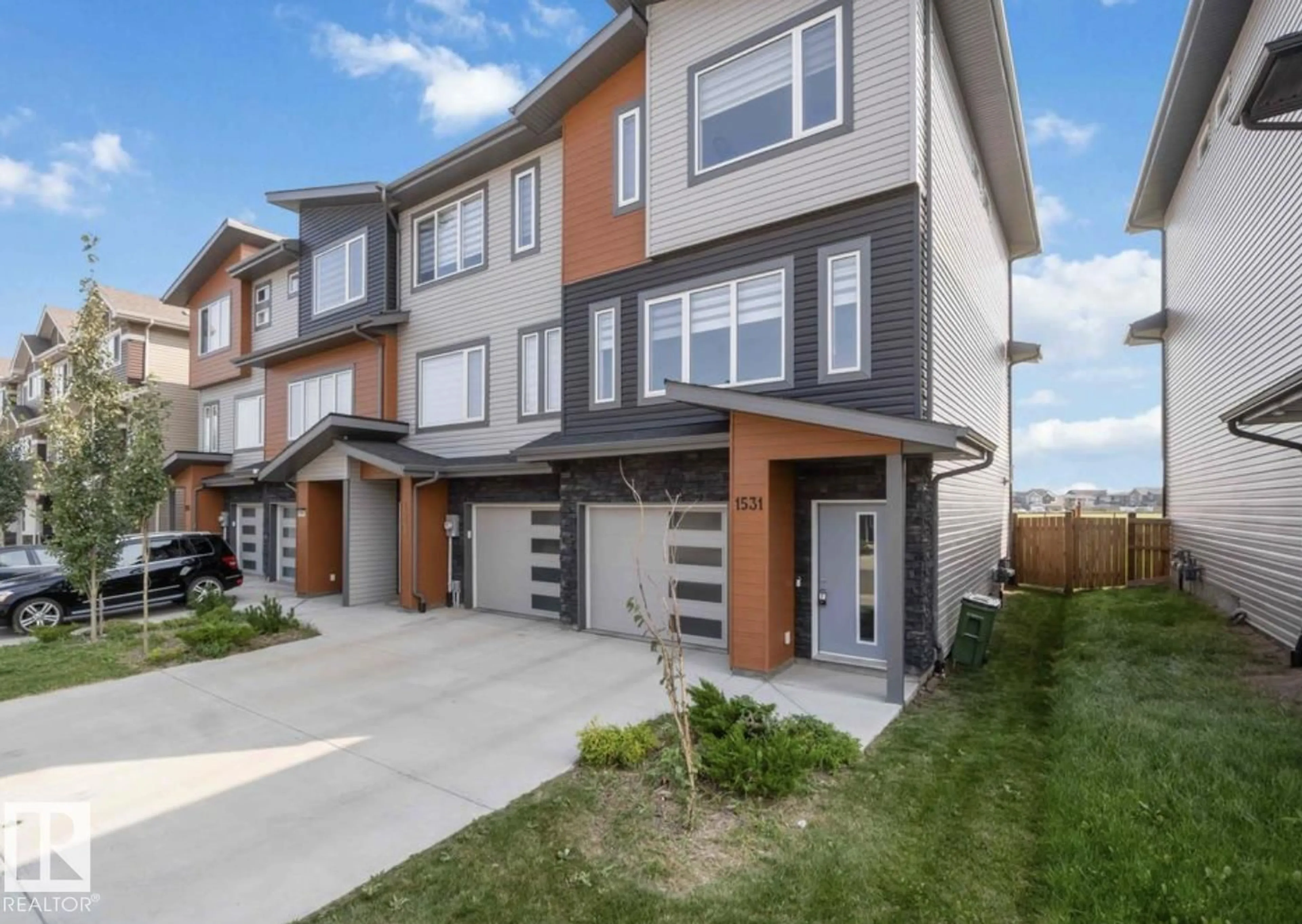 Unknown for SW - 1531 157 STREET, Edmonton Alberta T6W4J8