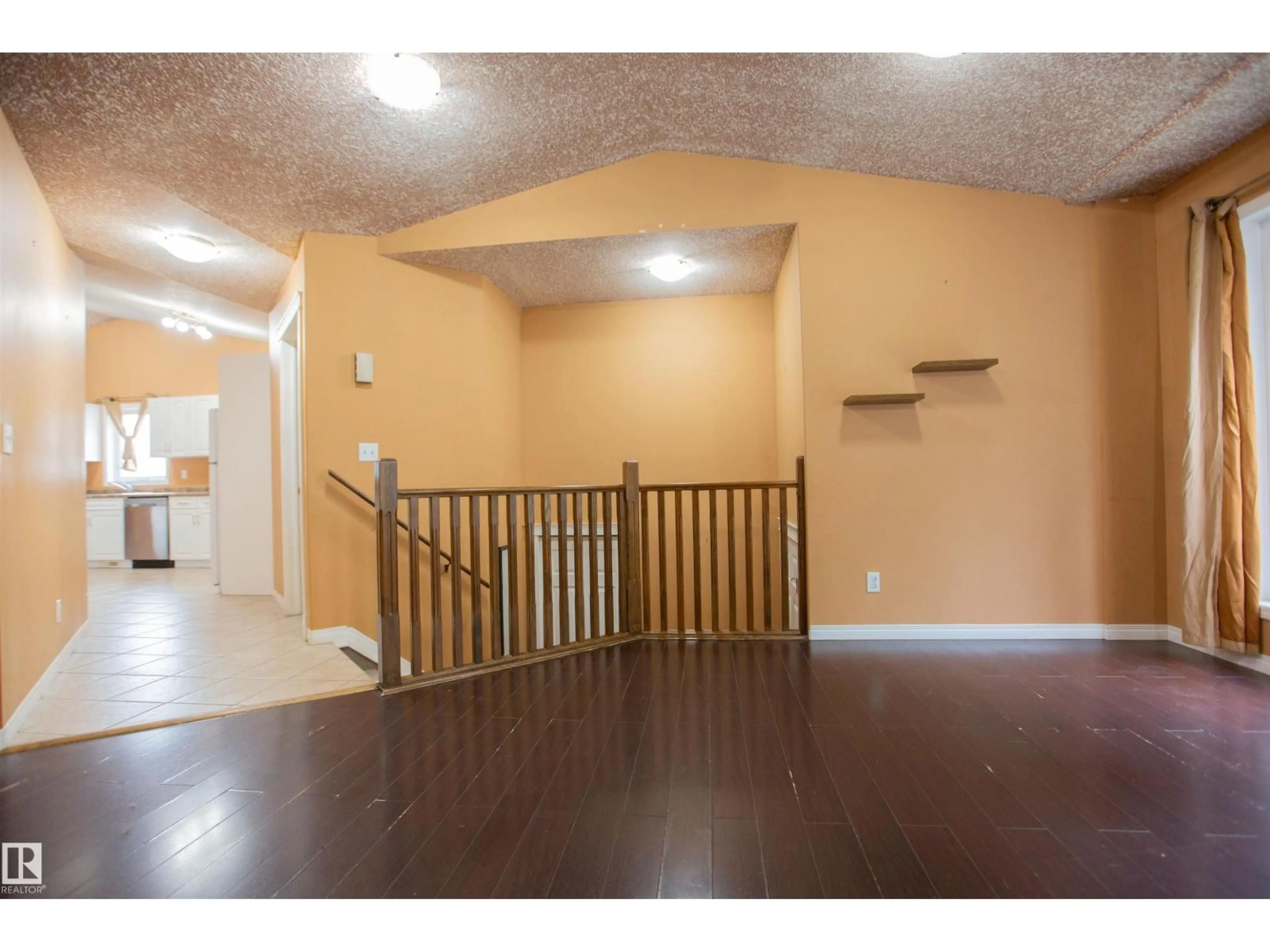 Unknown for 12422 88 ST, Edmonton Alberta T5B3T2