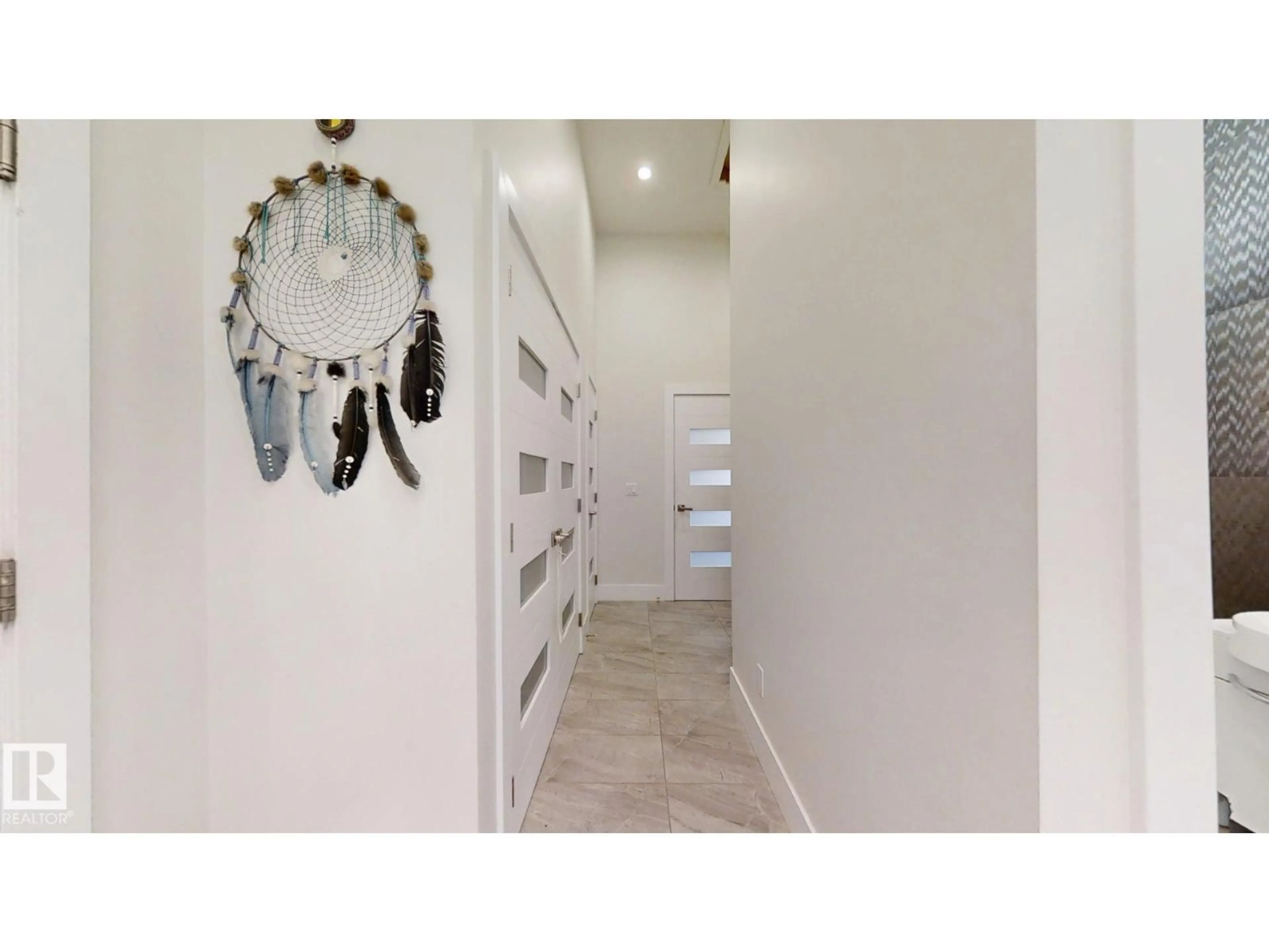 Indoor entryway for 6360 30 ST, Rural Leduc County Alberta T4X2C1
