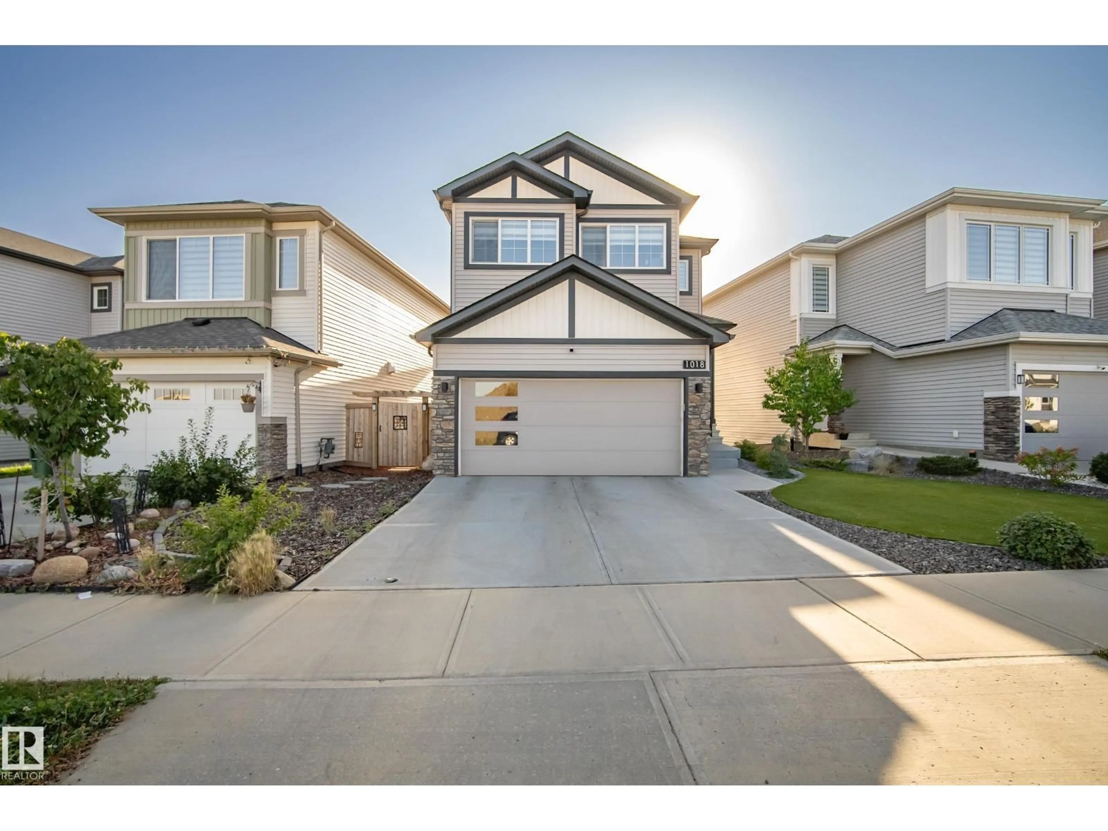 Unknown for 1018 CY BECKER RD, Edmonton Alberta T5Y4A3