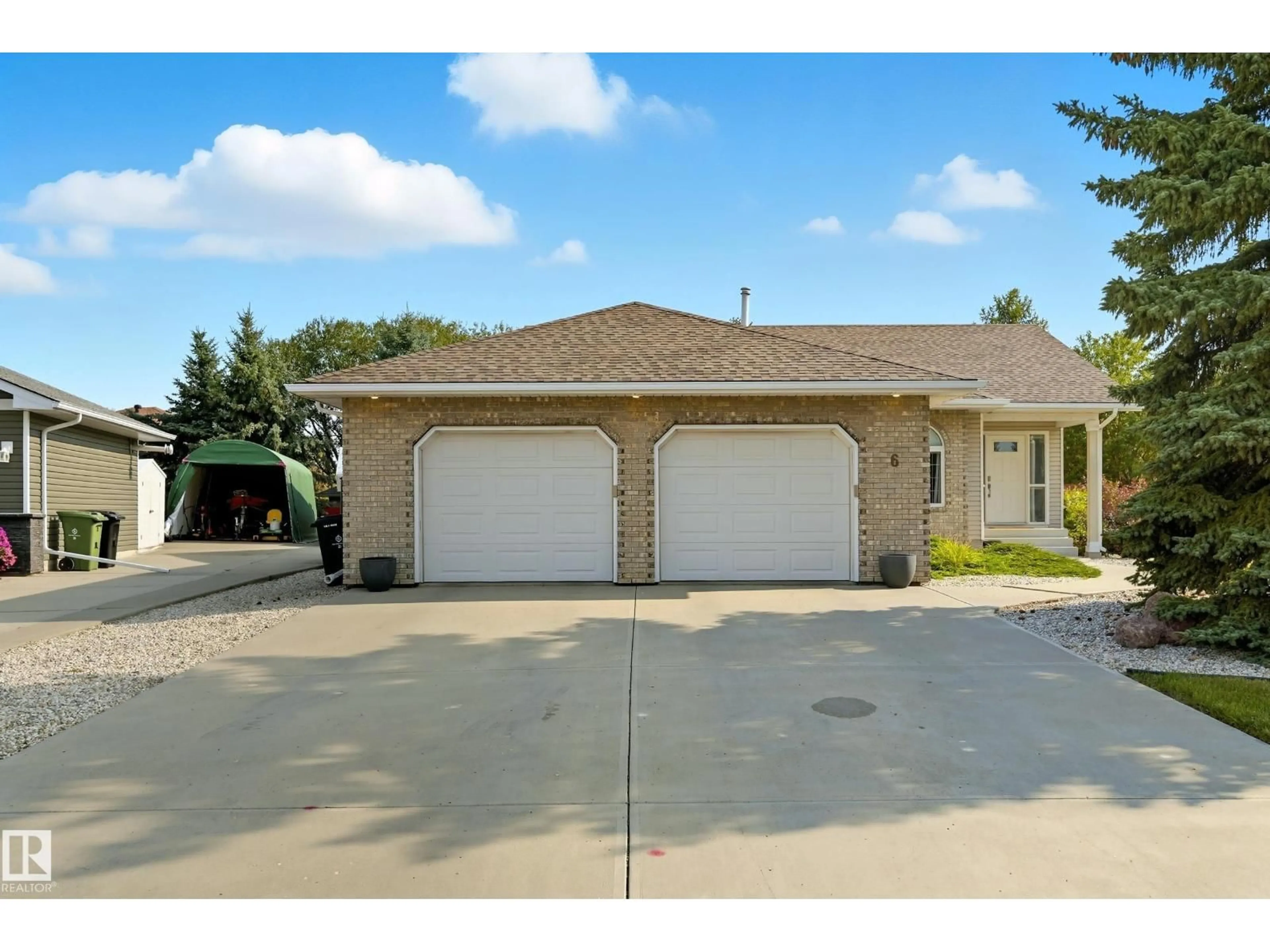 Indoor garage for 6 PARKWEST, Fort Saskatchewan Alberta T8L3X2