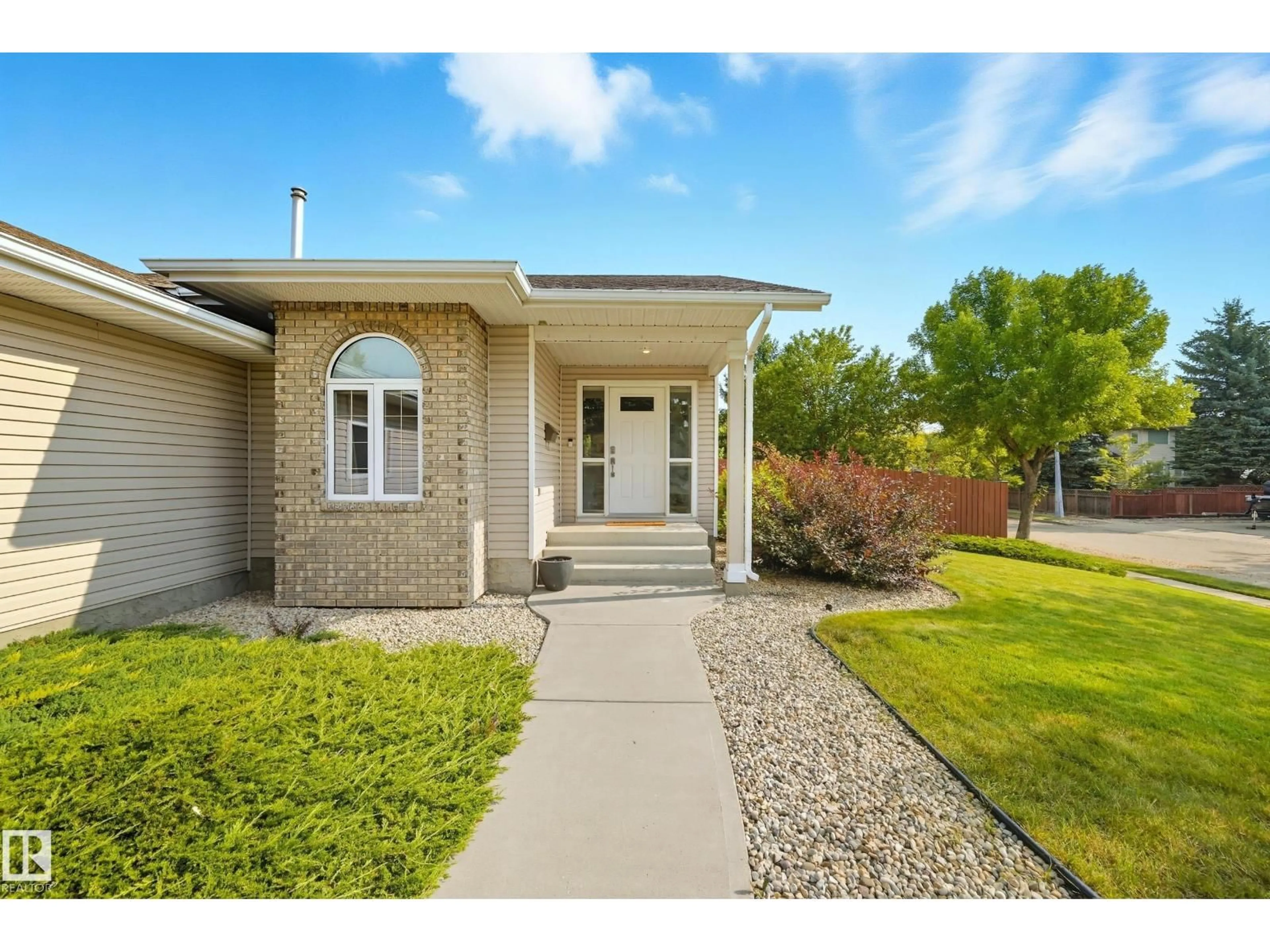 Unknown for 6 PARKWEST, Fort Saskatchewan Alberta T8L3X2